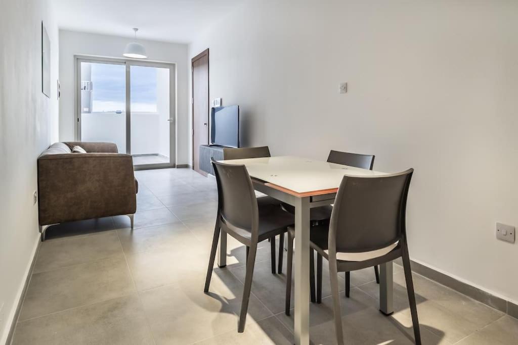 Penthouse in St. Paul's Bay photo 3