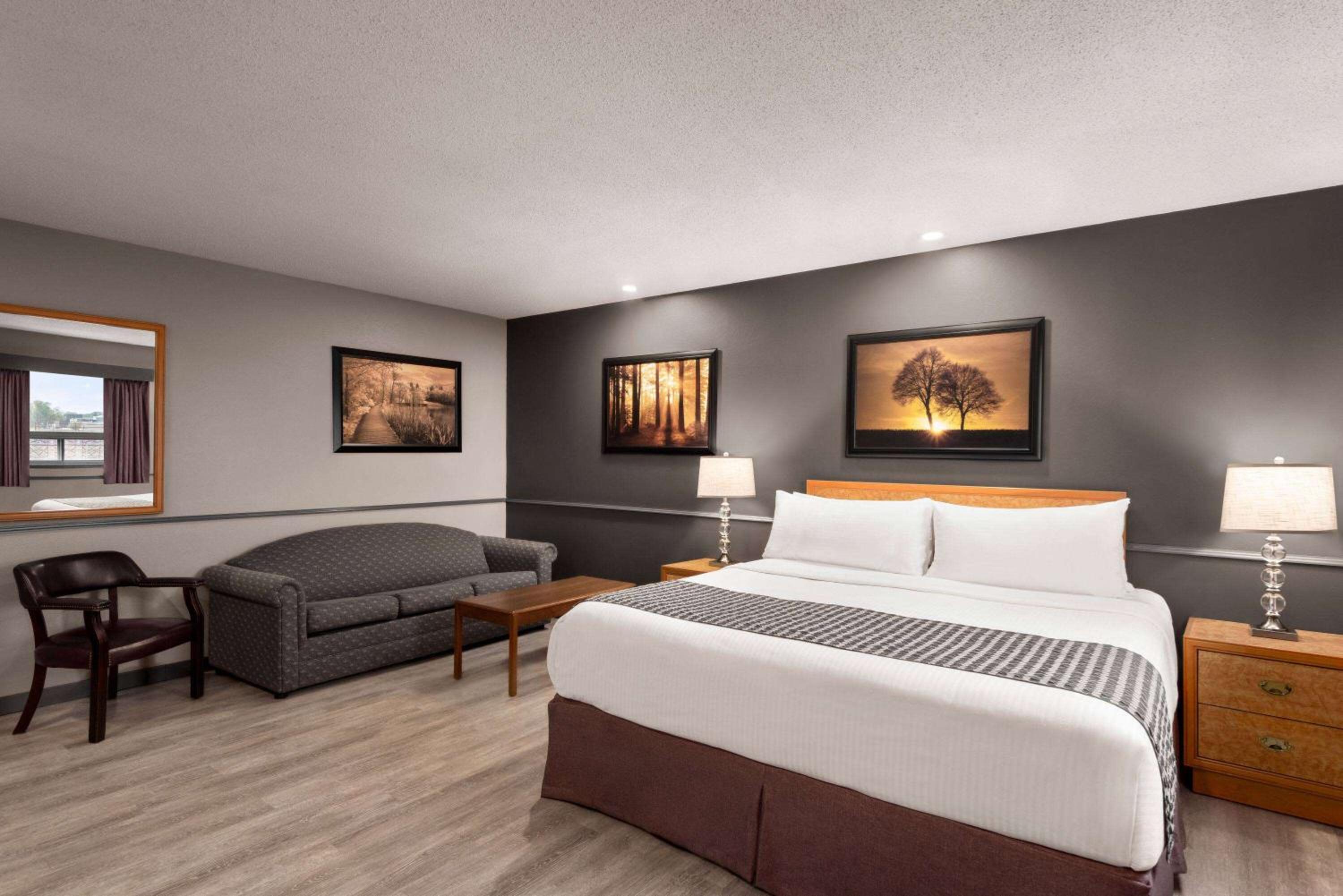 Brandon Vacations - Travelodge by Wyndham Brandon - Property Image 5