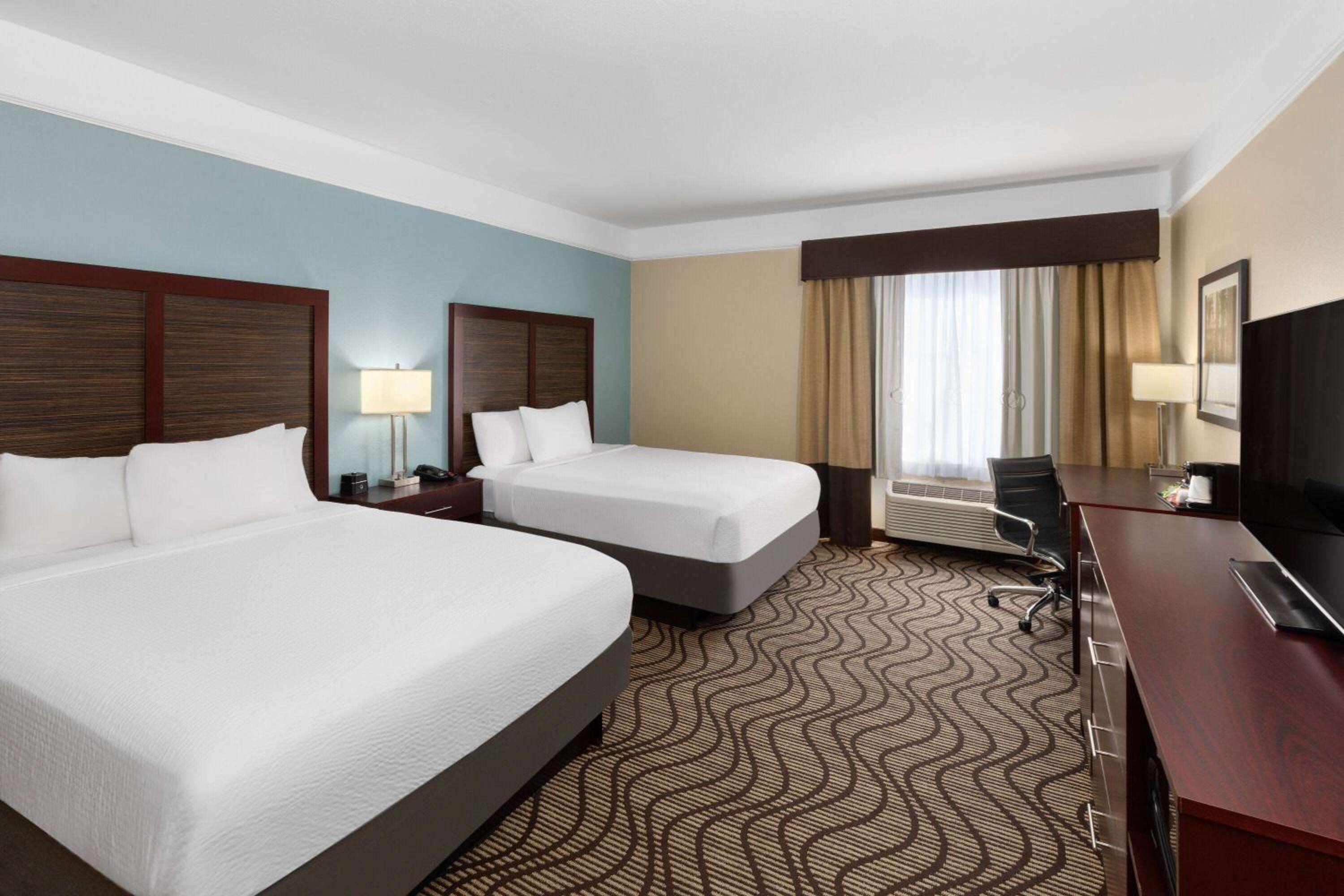 Houma Vacations - La Quinta by Wyndham Houma - Property Image 9
