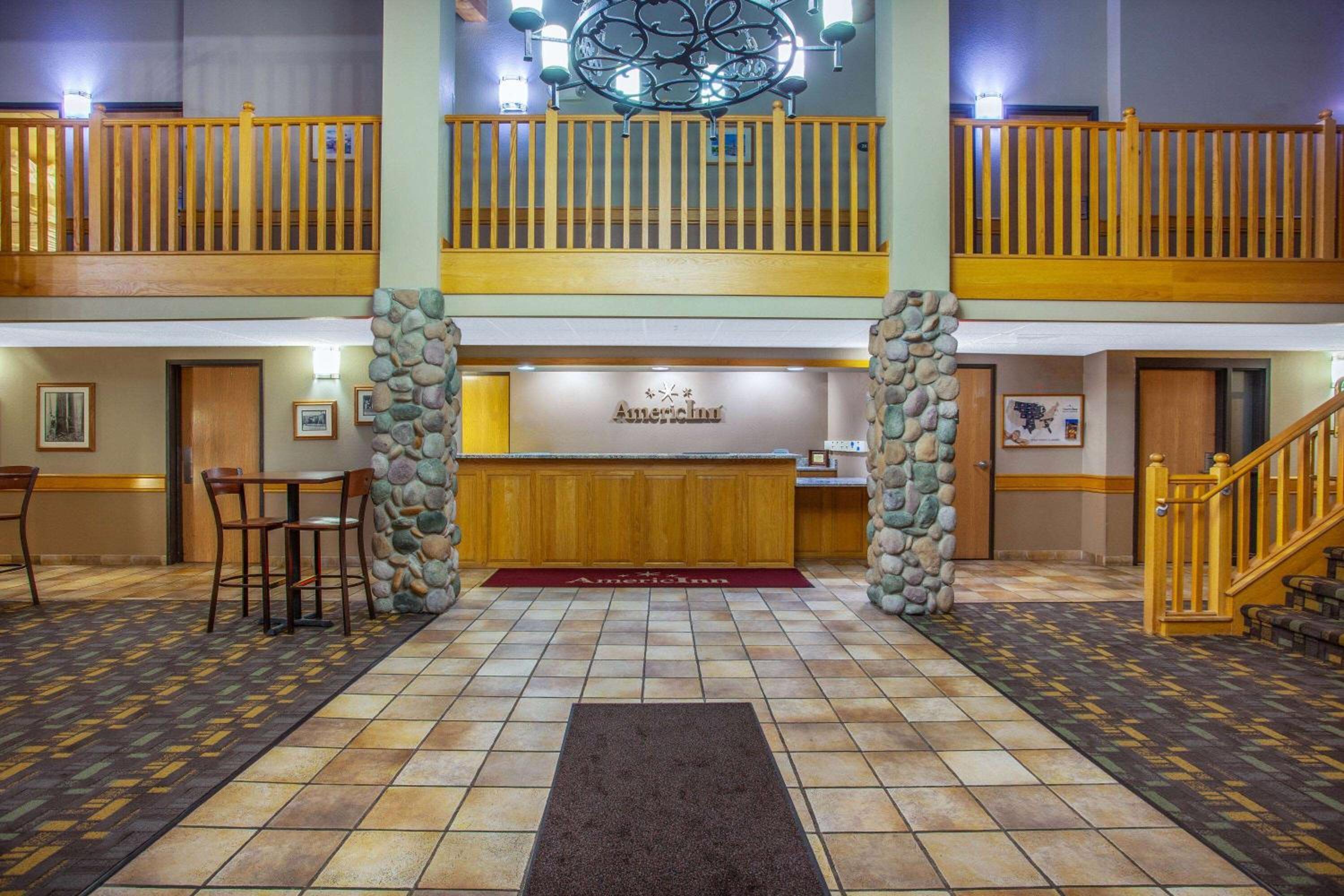 AmericInn by Wyndham Stillwater view 3