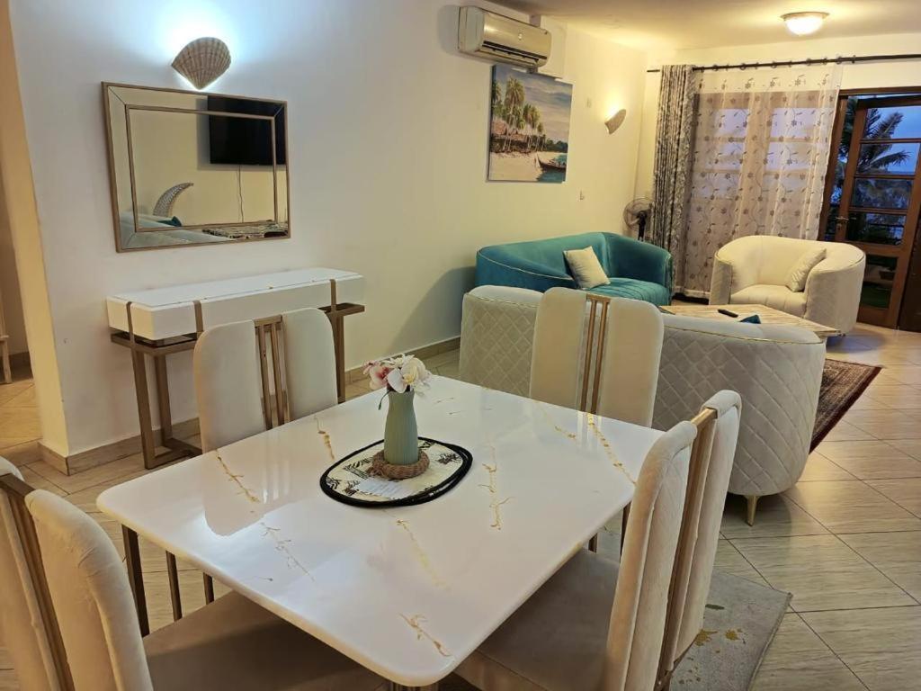 Lux Suites Lamera Beachfront Apartments