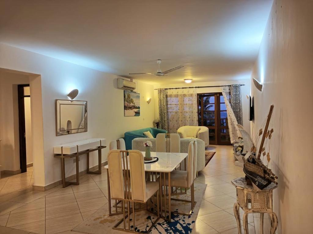 Lux Suites Lamera Beachfront Apartments