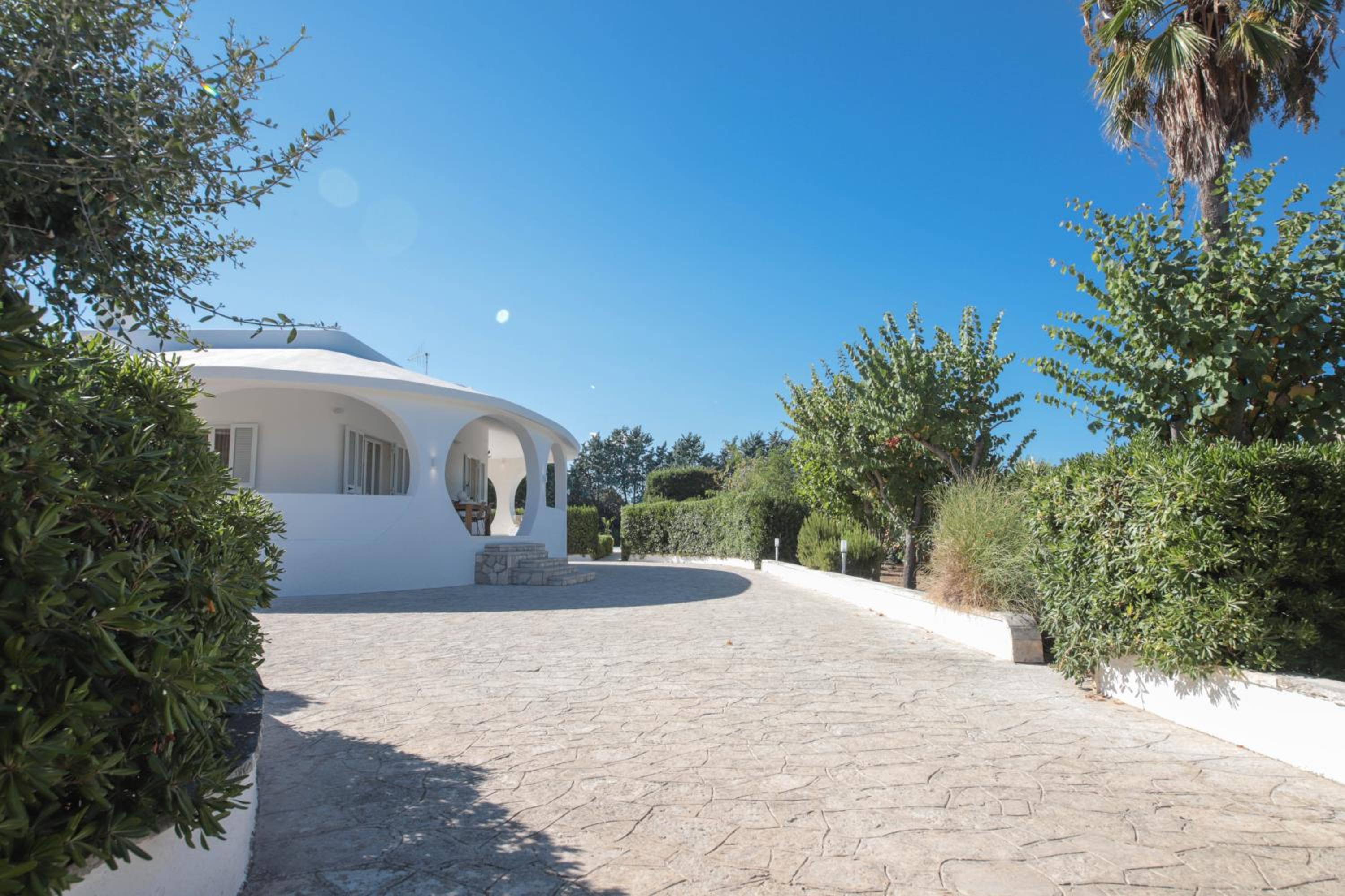 Hotel Villa con Piscina Dimora Egnazia - Image 1