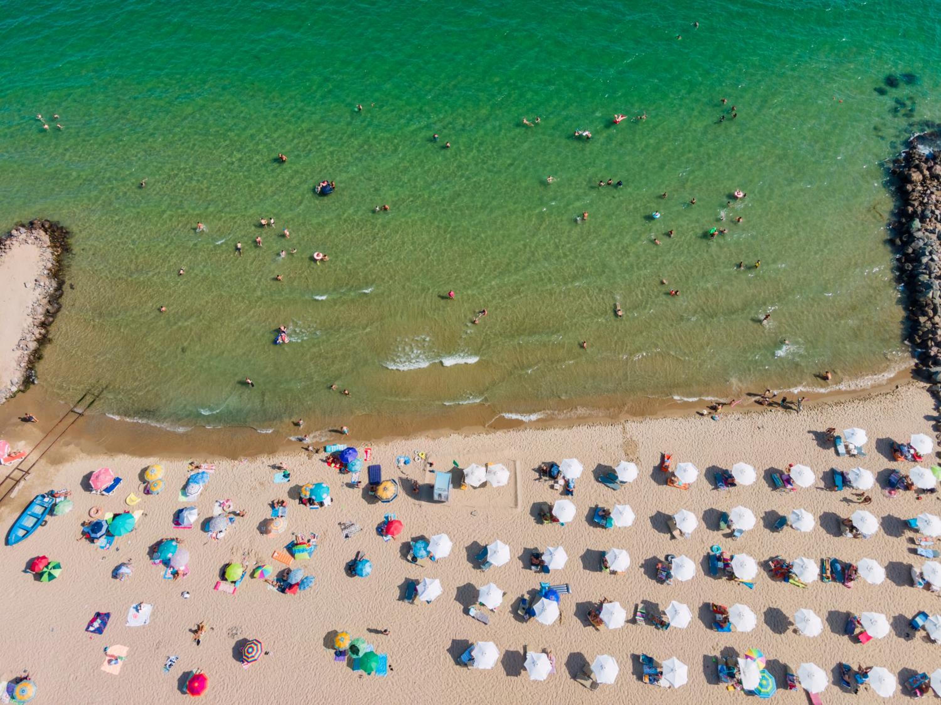 Panorama Fort Beach view 4