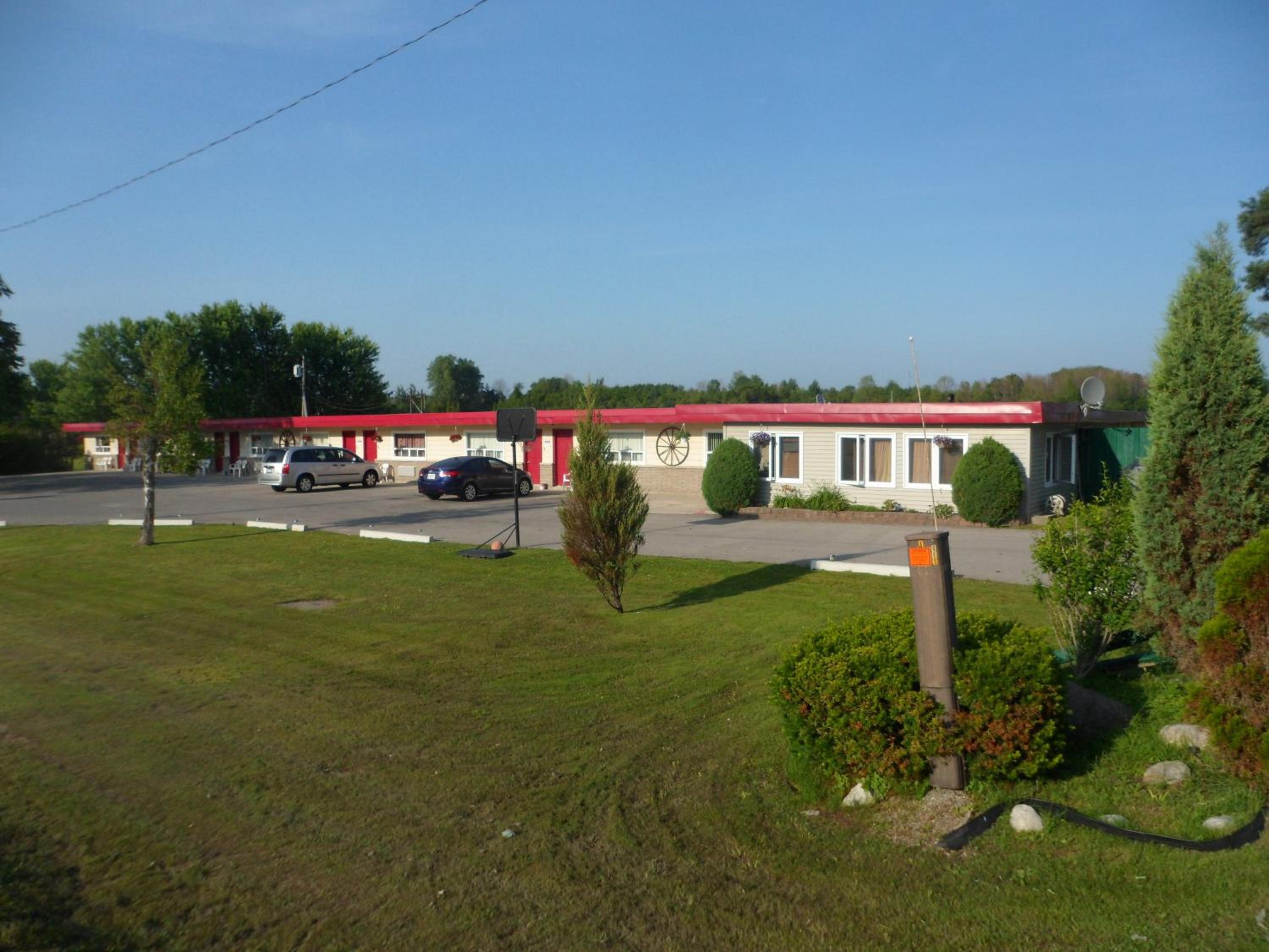 The Silver Birch Motel
