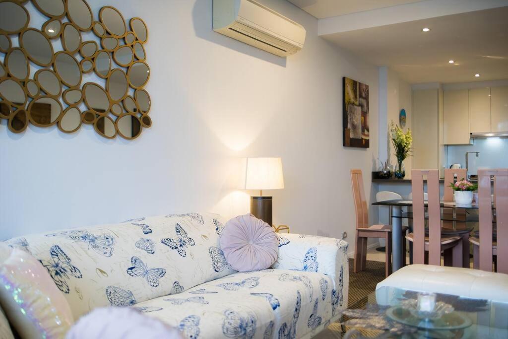 Lovely home with pool in Zetland