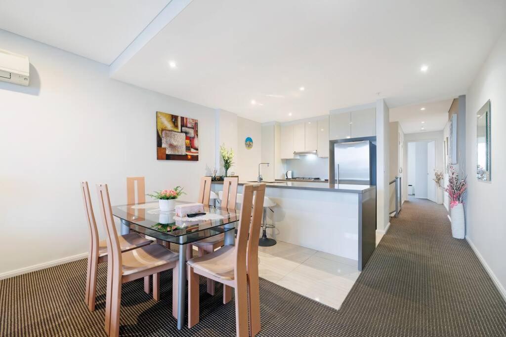 Lovely home with pool in Zetland