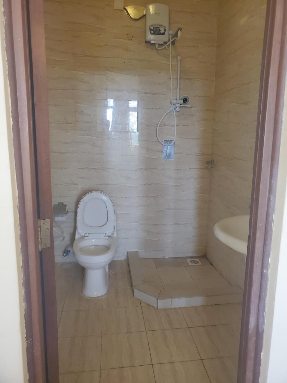 Lux Suites Lamera Beachfront Apartments