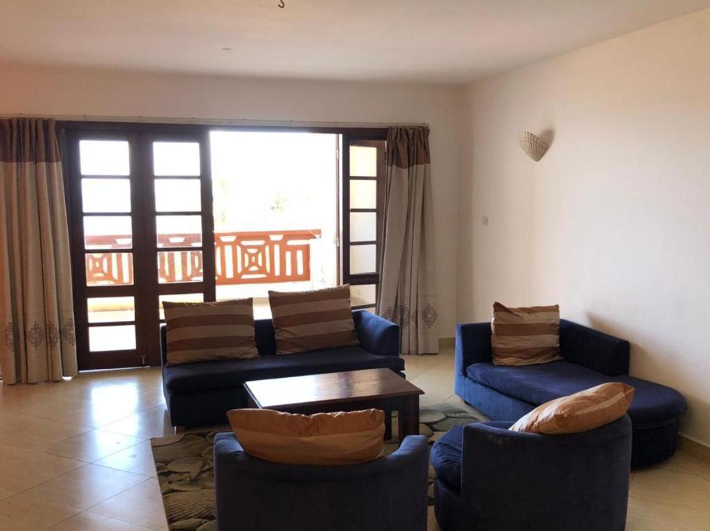 Lux Suites Lamera Beachfront Apartments