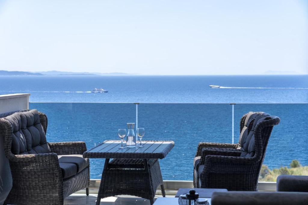 Elite Residence - Seafront Apartments