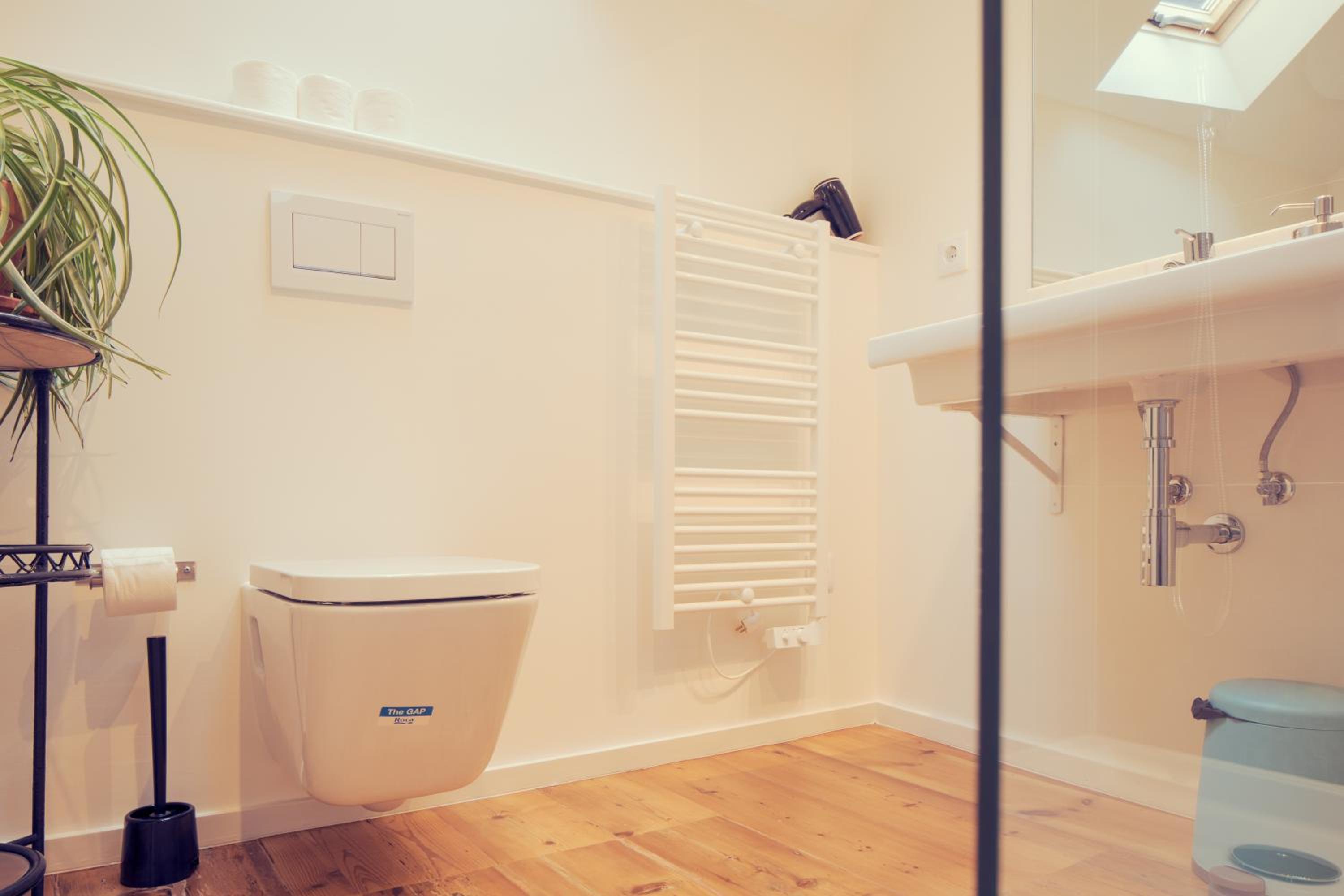 Lisbon Calling Rooms & Studio