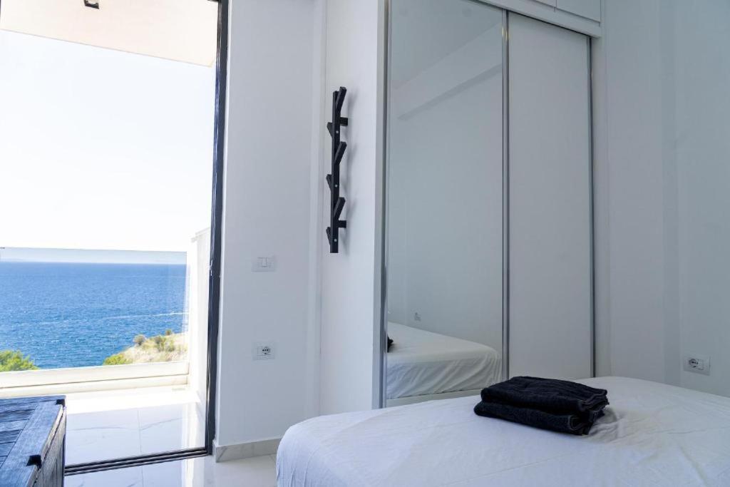 Elite Residence - Seafront Apartments