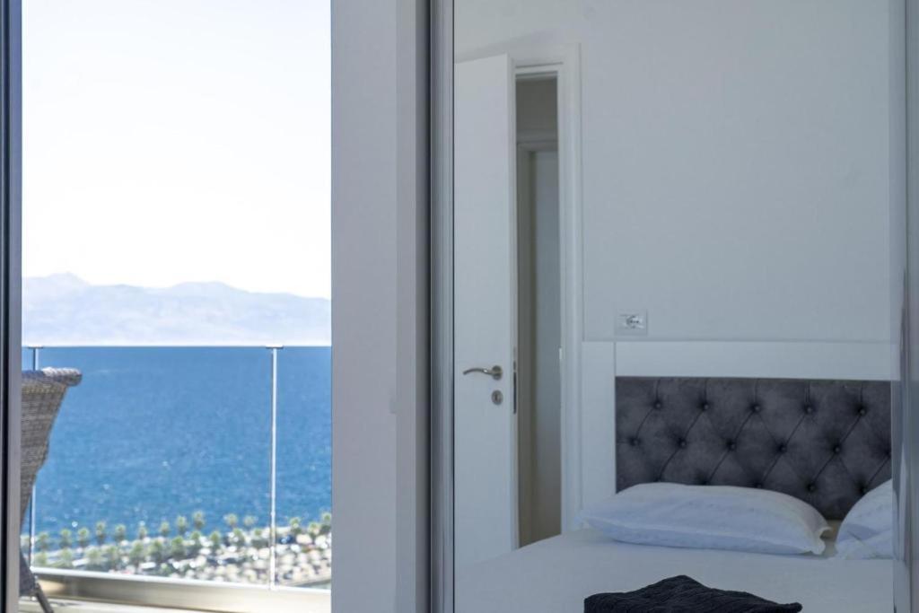 Elite Residence - Seafront Apartments