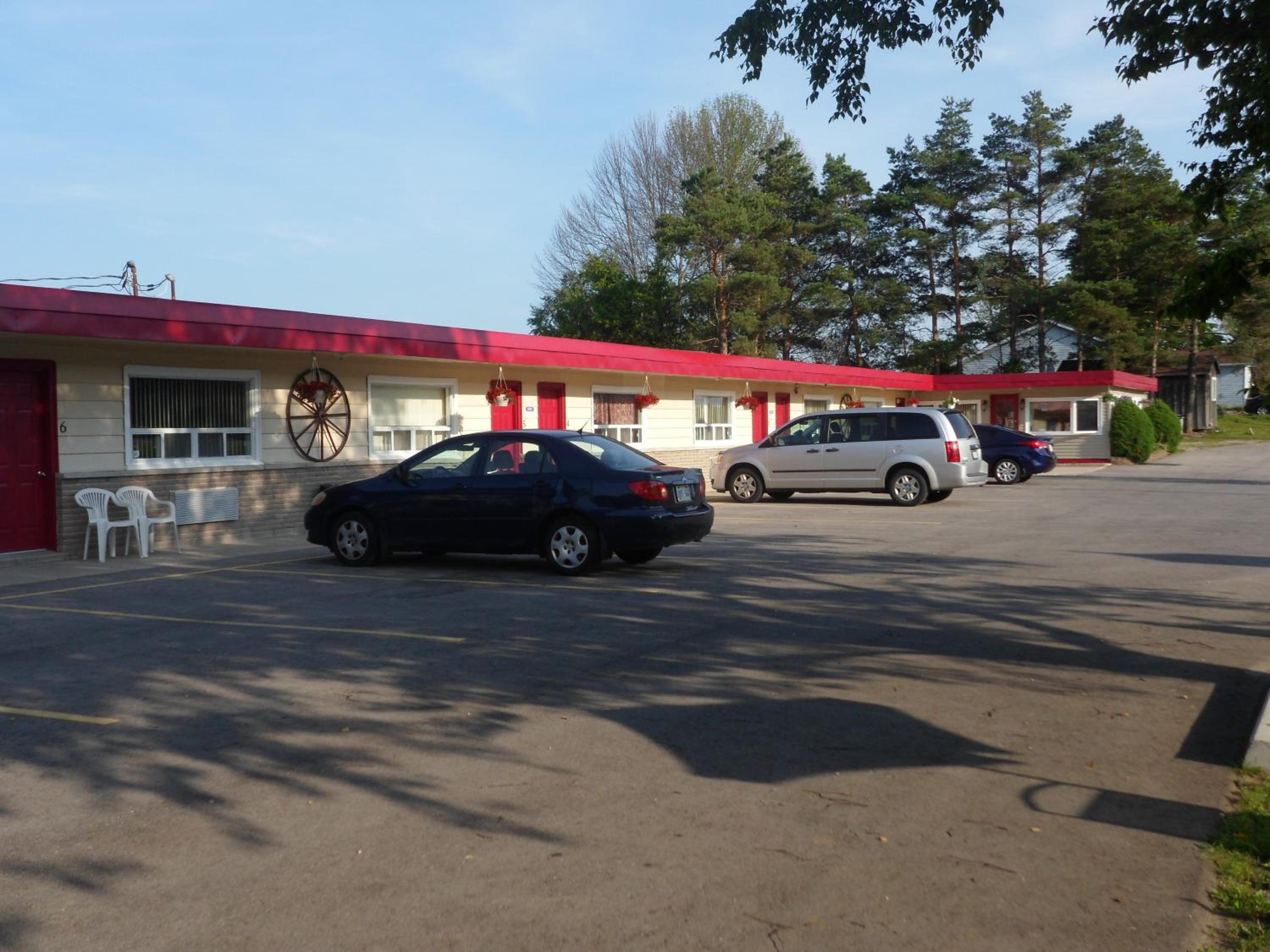The Silver Birch Motel