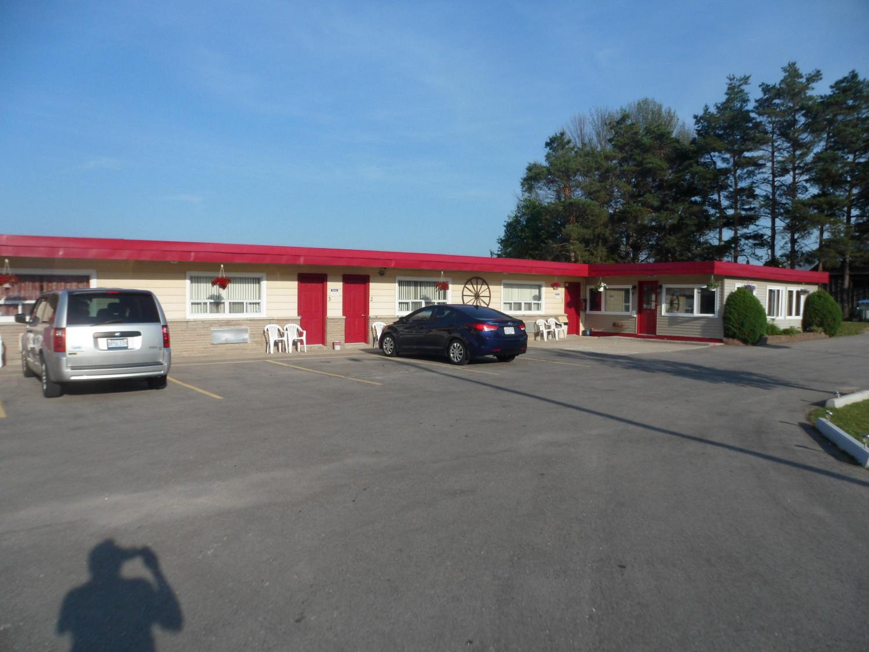 The Silver Birch Motel