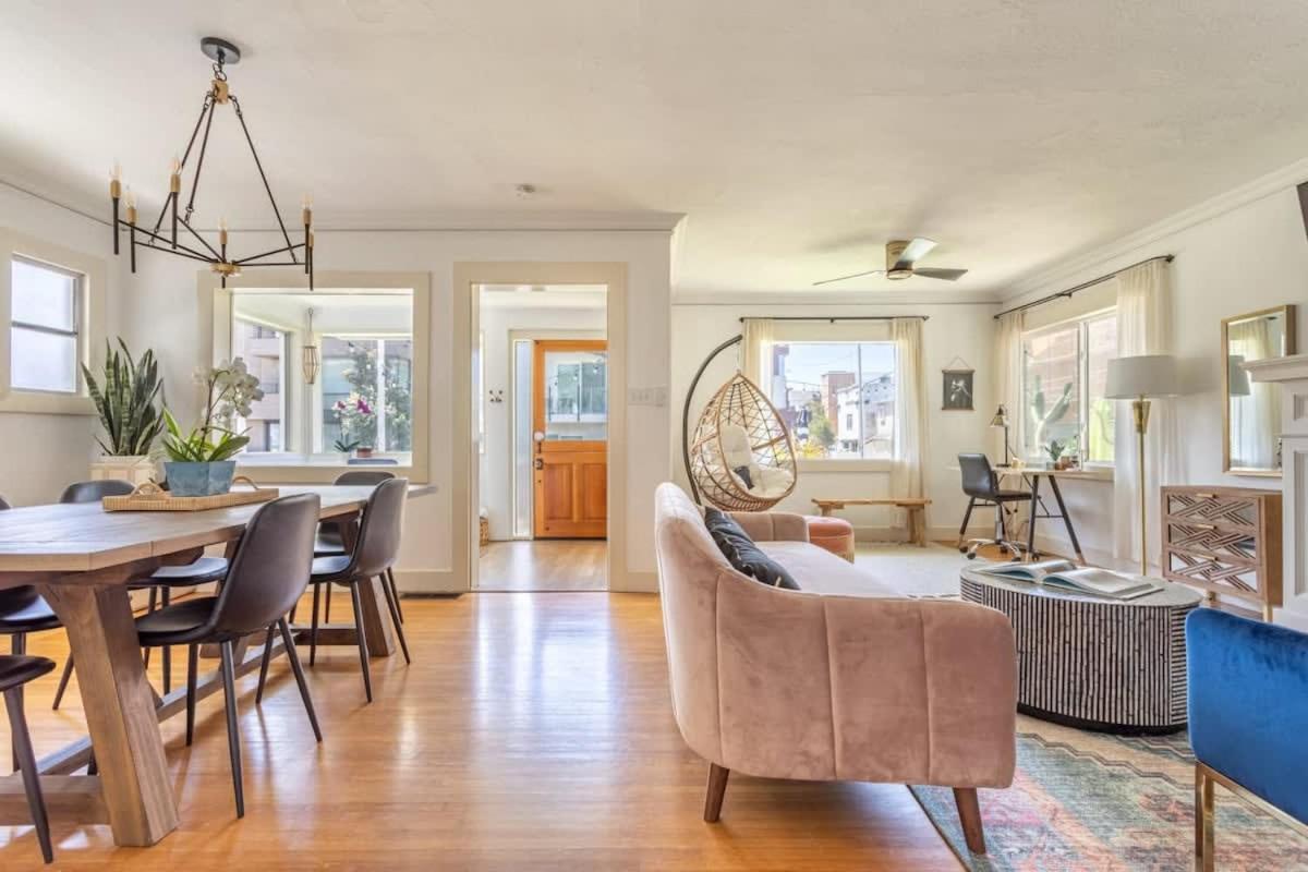 Hermosa Bungalow 1920s Charm Steps to the Strand view 2