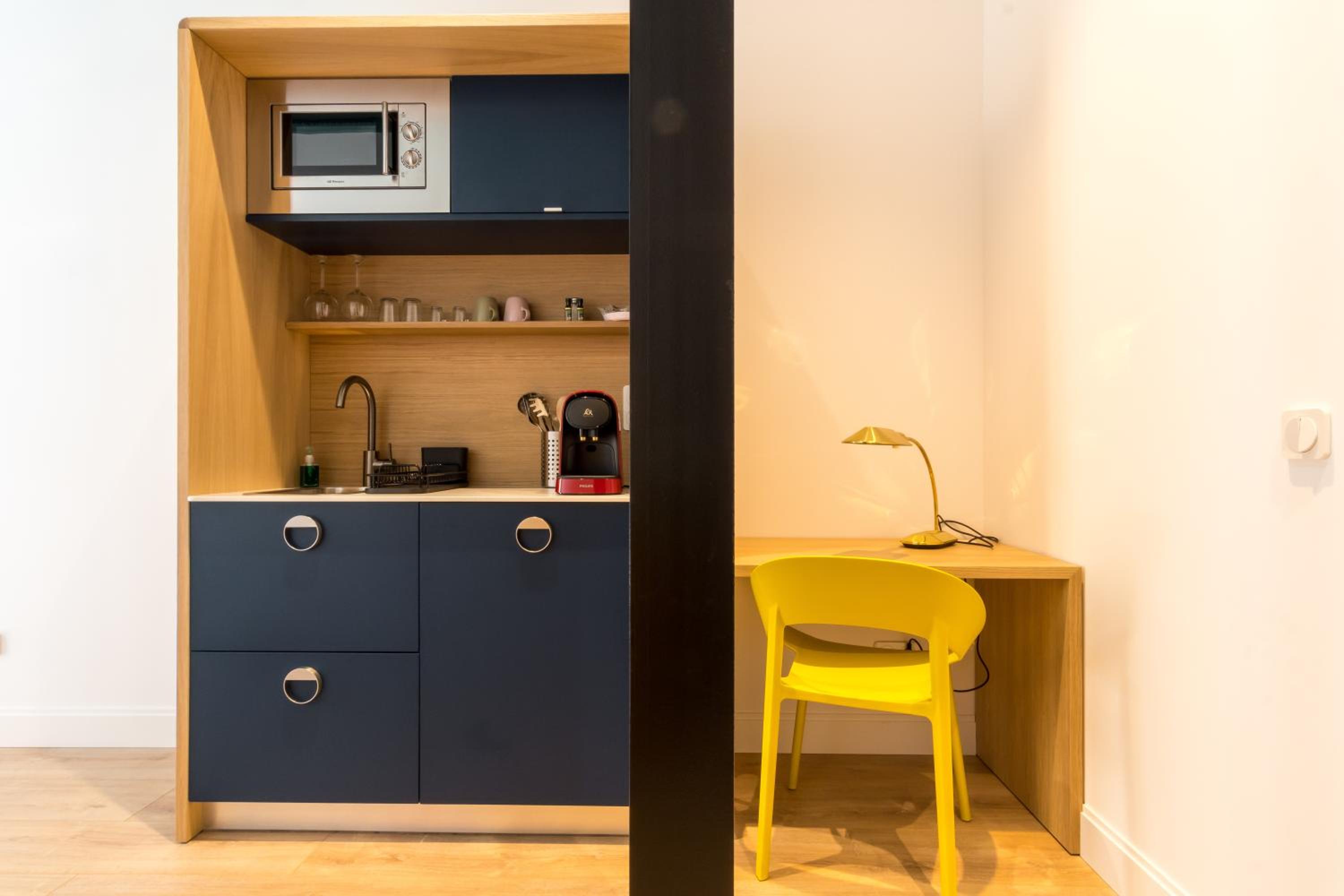 Modern Bright- Studio -Chueca