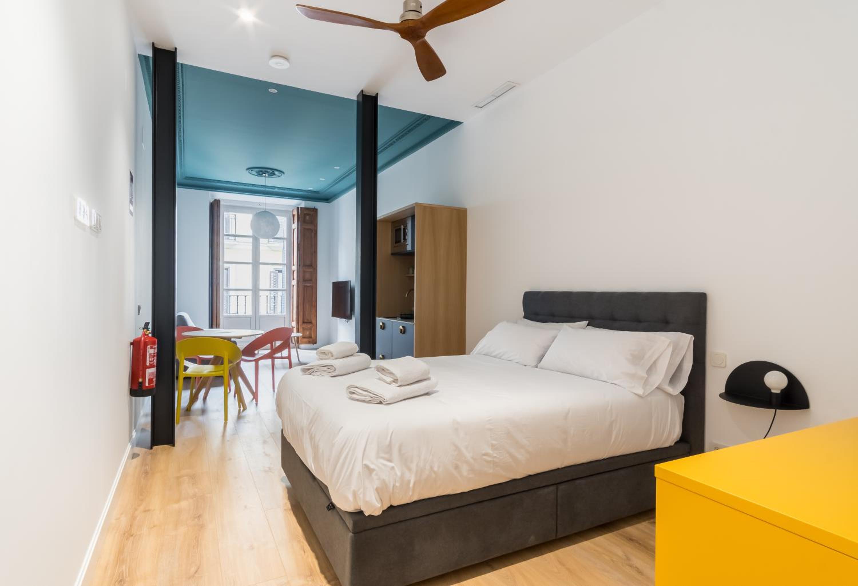 Modern Bright- Studio -Chueca
