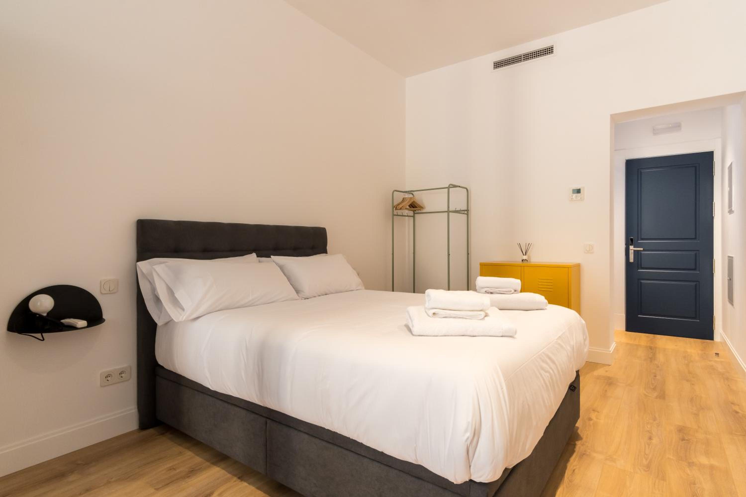 Modern Bright- Studio -Chueca