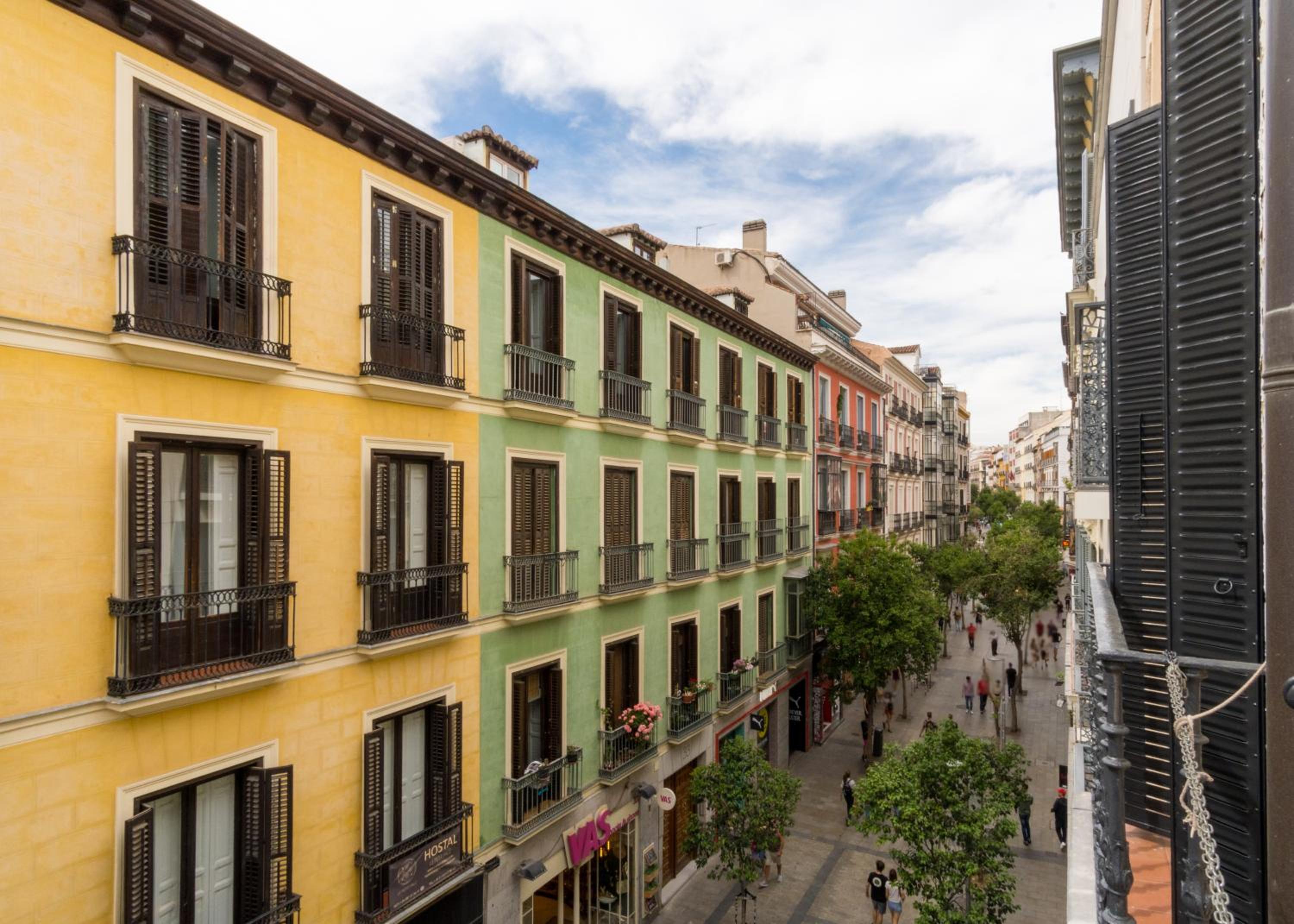 Modern Bright- Studio -Chueca