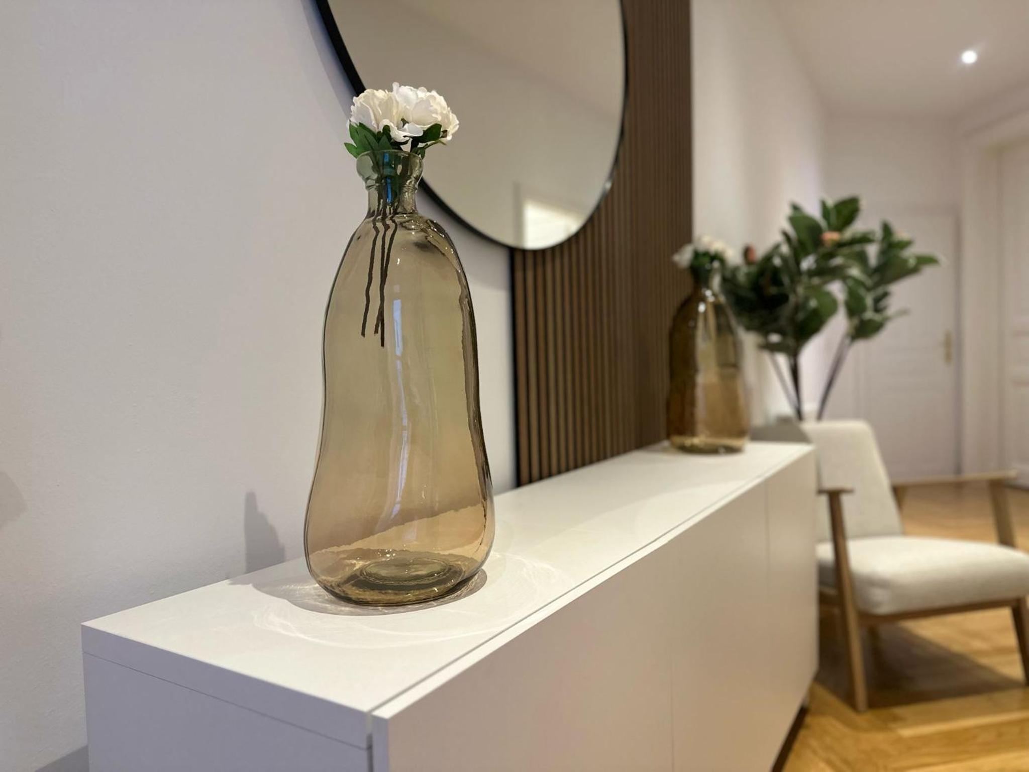 Designer Apartment Near Main Station