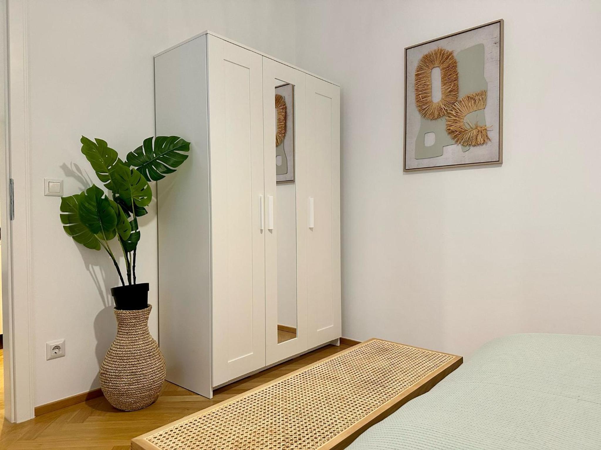 Designer Apartment Near Main Station