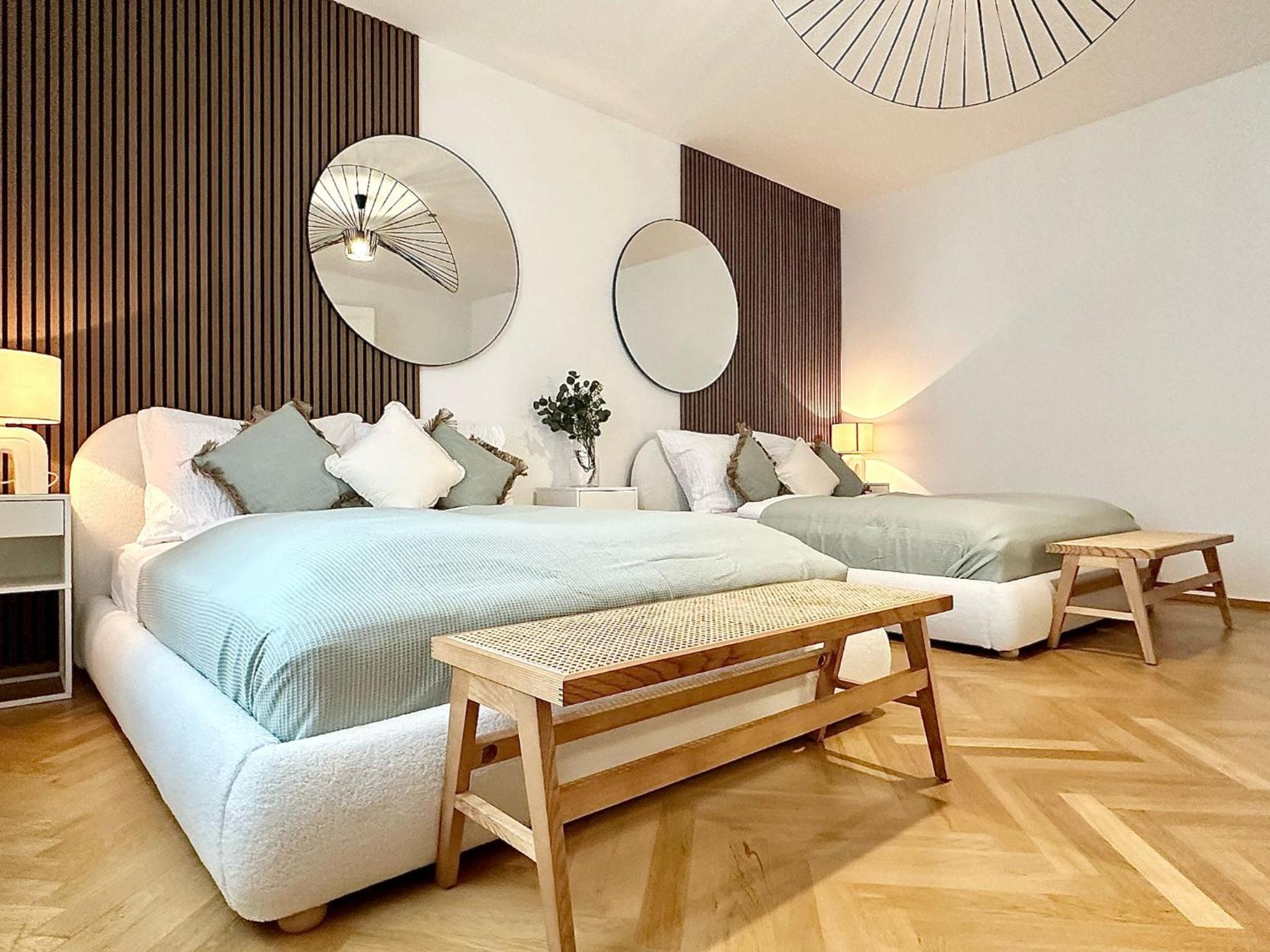 Designer Apartment Near Main Station