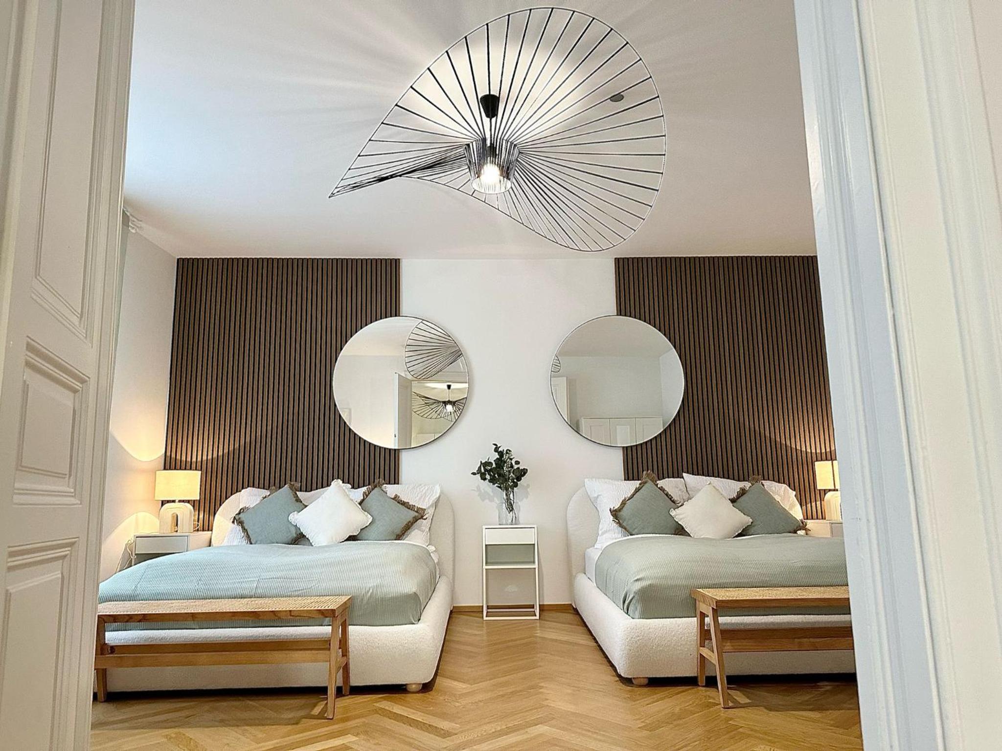 Designer Apartment Near Main Station