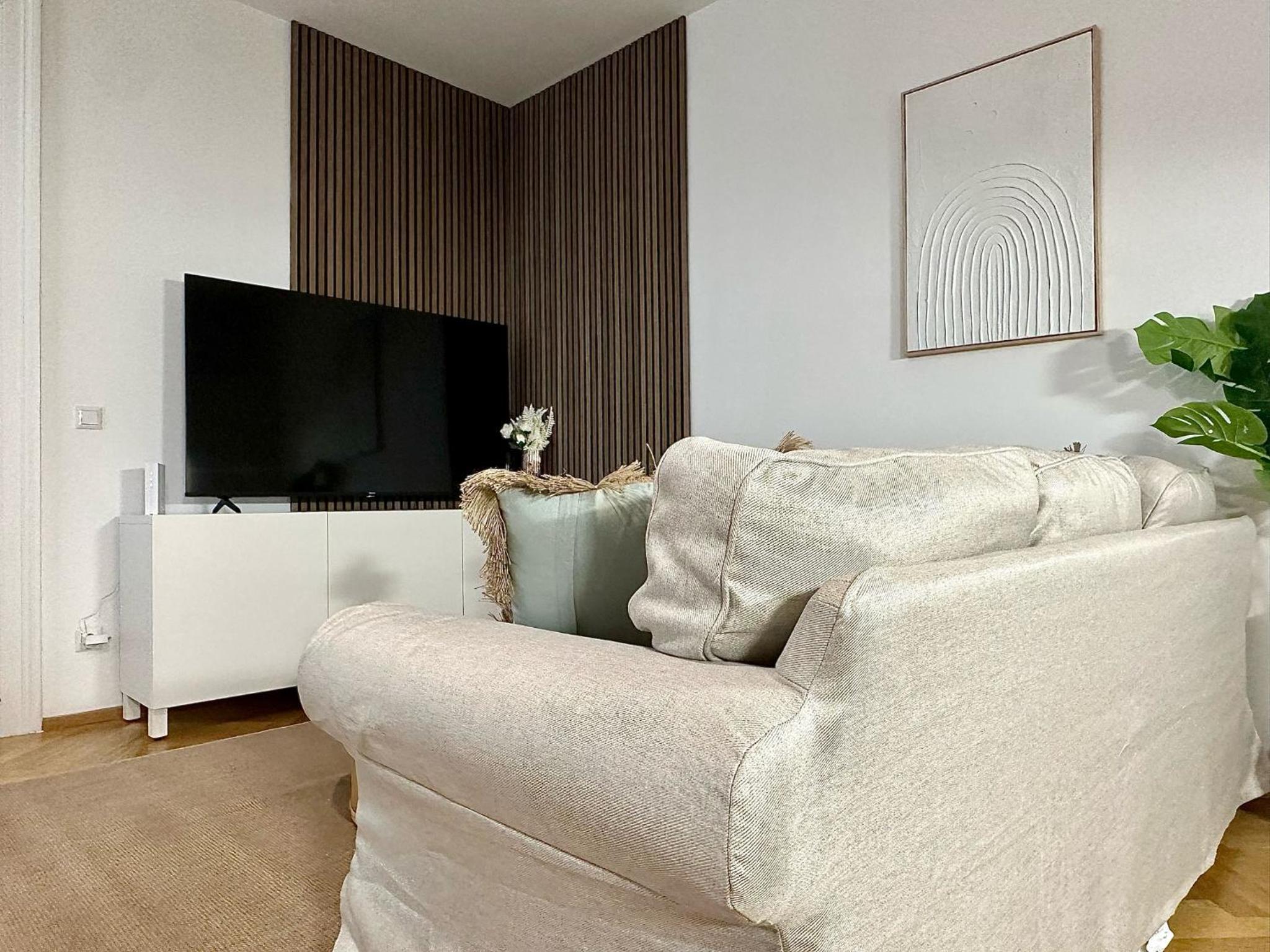 Designer Apartment Near Main Station