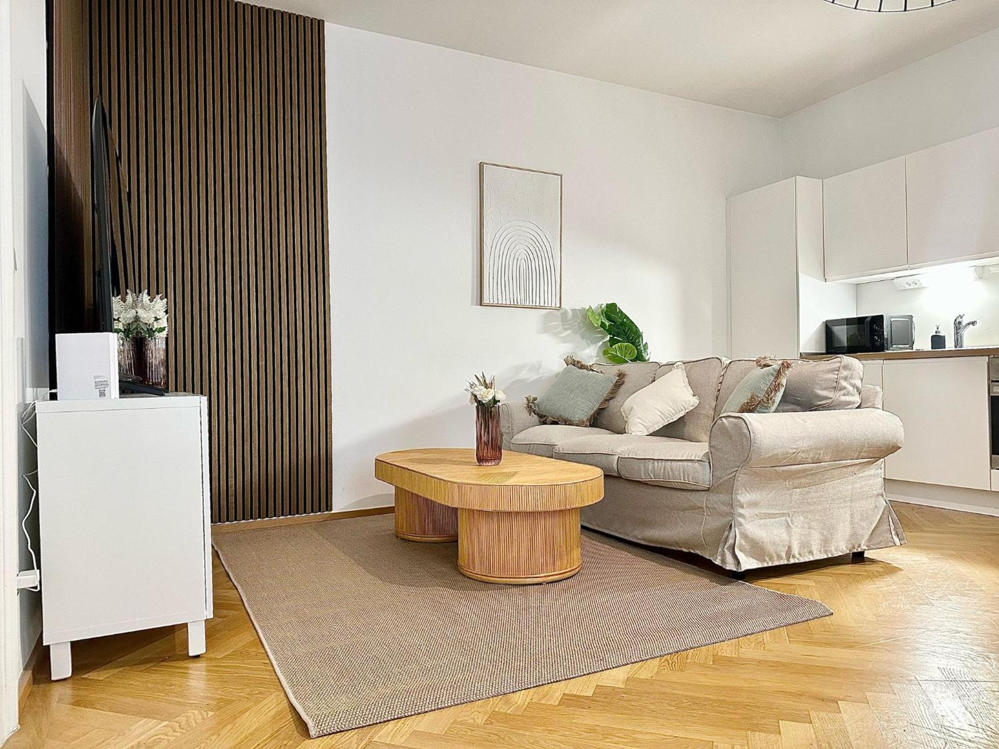 Designer Apartment Near Main Station
