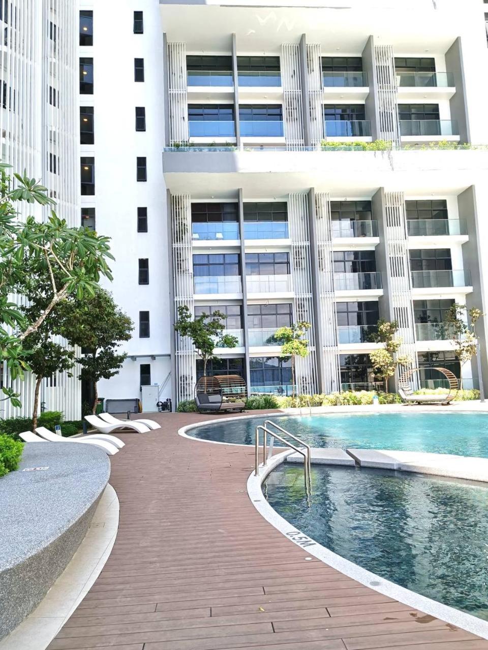 Covesign Suite, The Shore Kota Kinabalu City Centre