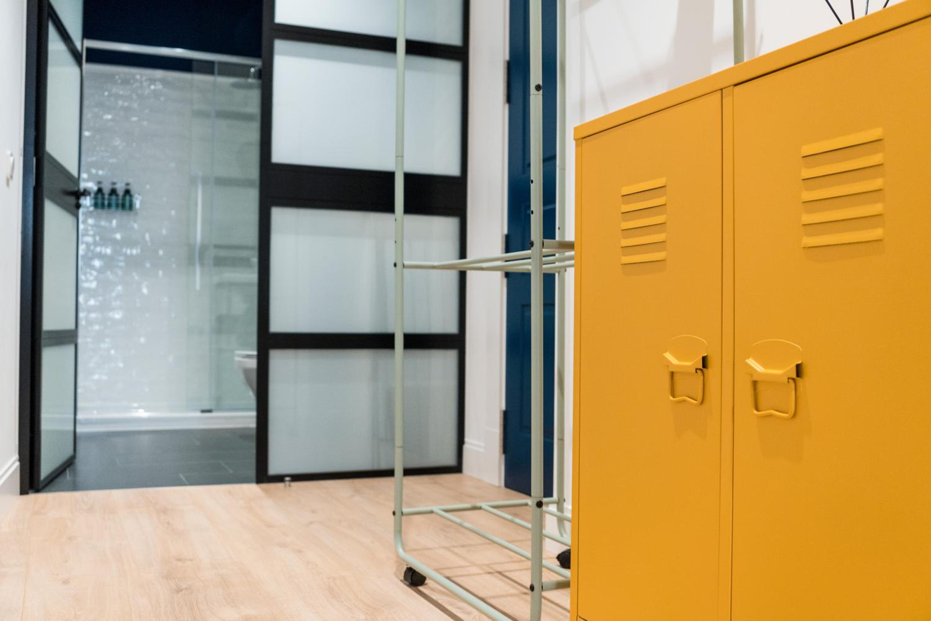 Modern Bright- Studio -Chueca