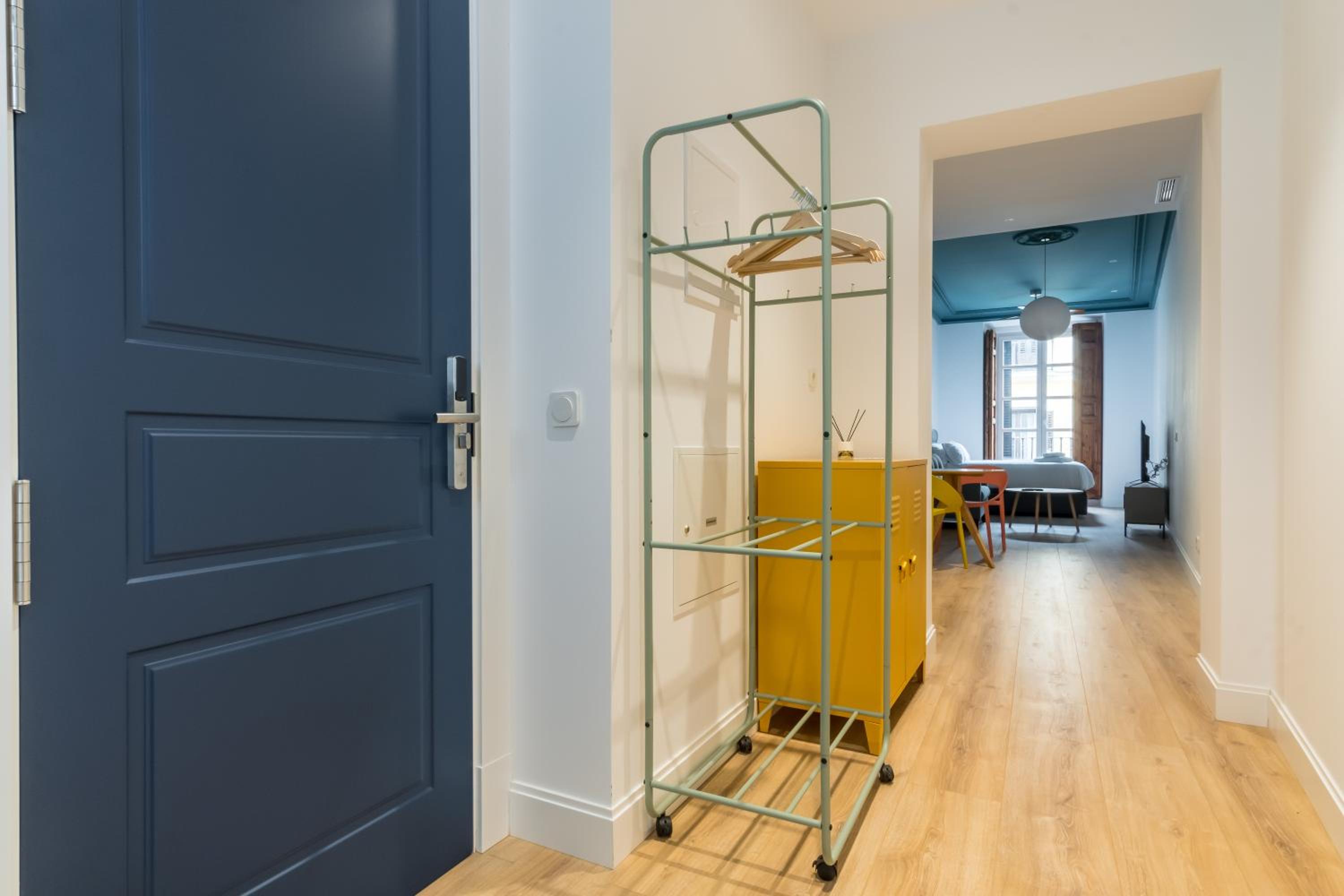 Modern Bright- Studio -Chueca
