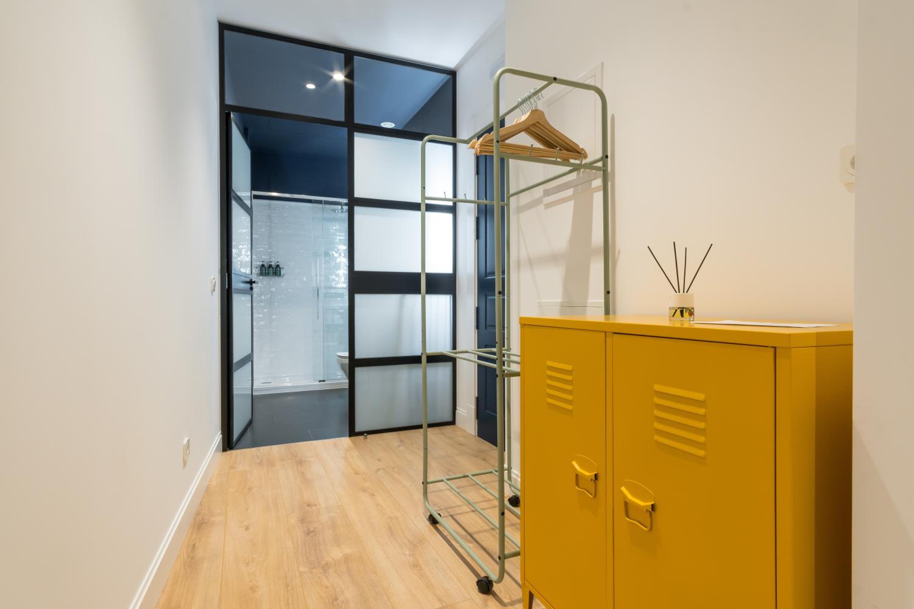 Modern Bright- Studio -Chueca