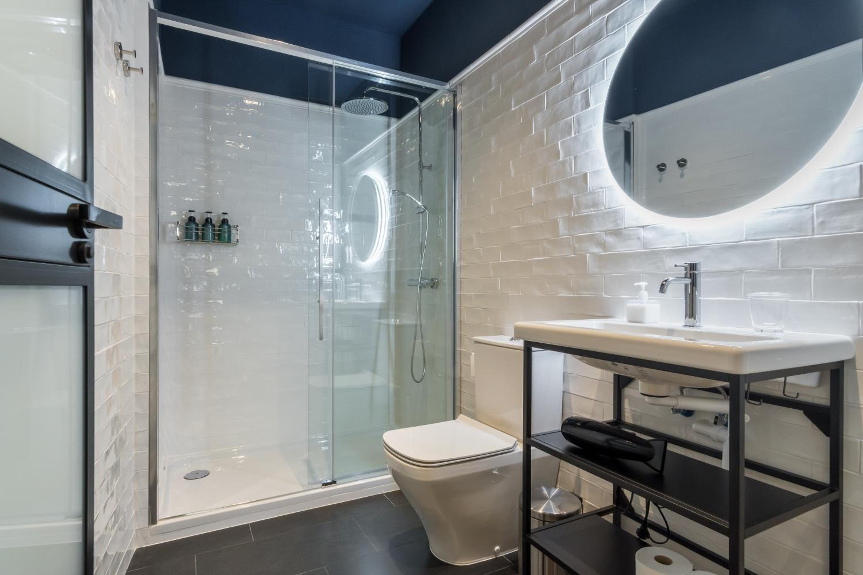Modern Bright- Studio -Chueca