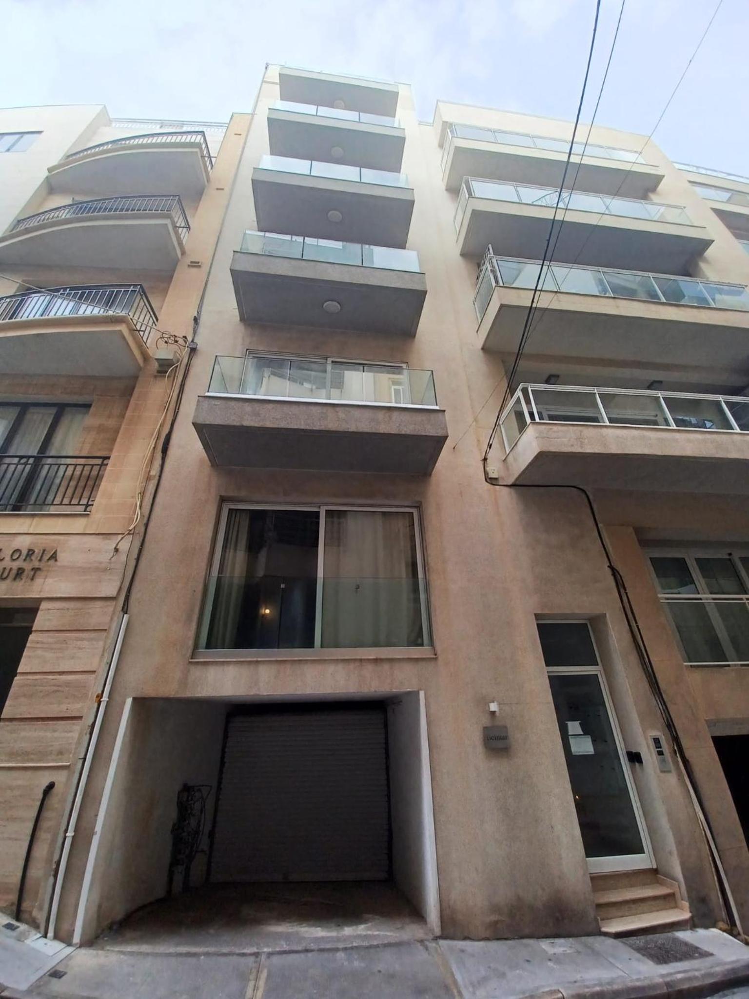 Hotel Sliema Apartment close to BEACH - Image 1