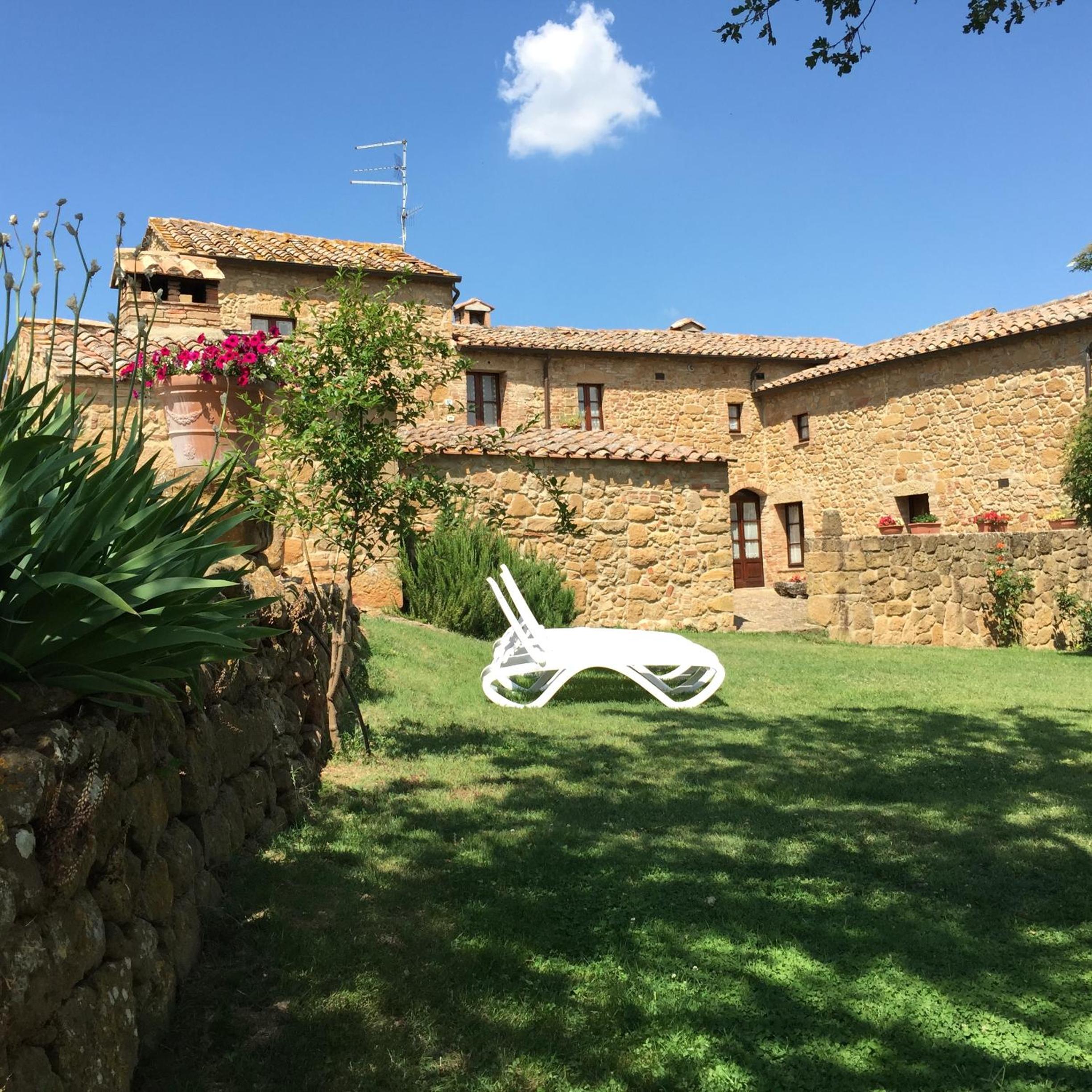 Villa Fonte all'Oppio con area piscina recintata view 5