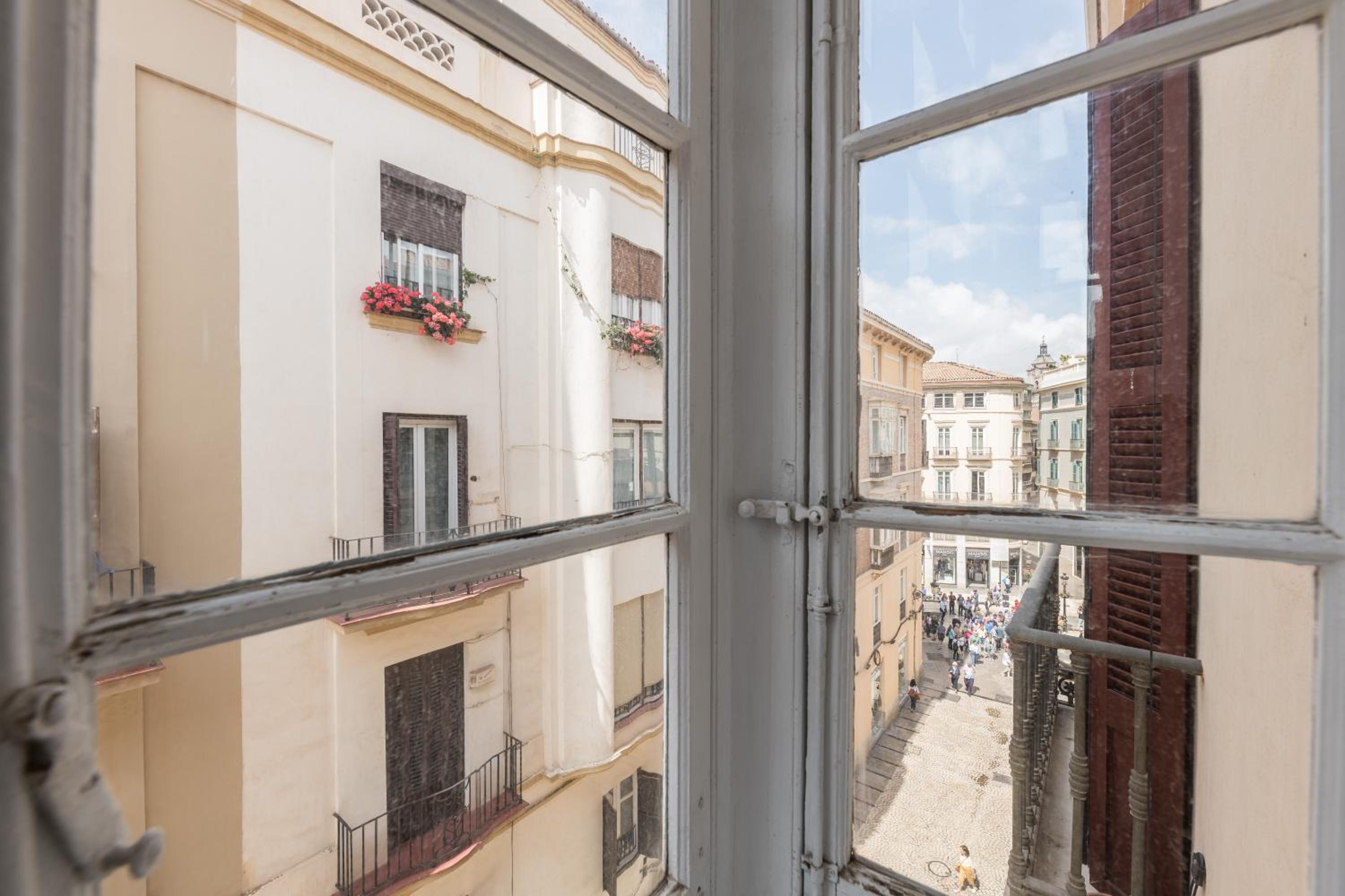 Homeclub Malaga Apartment