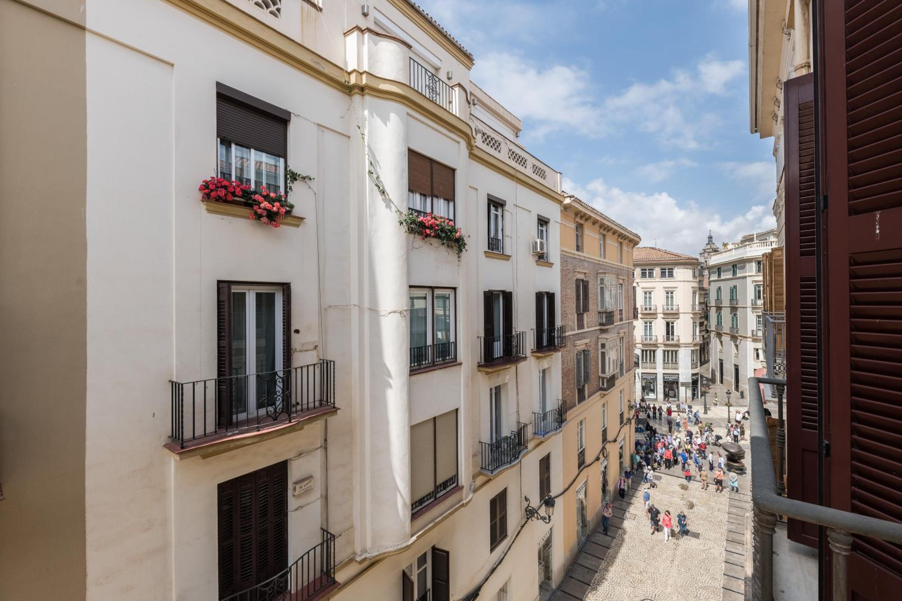 Homeclub Malaga Apartment