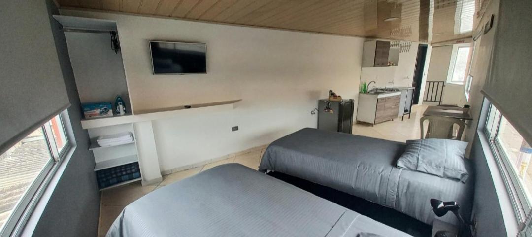 Apartaestudio amoblado Laureles Faca