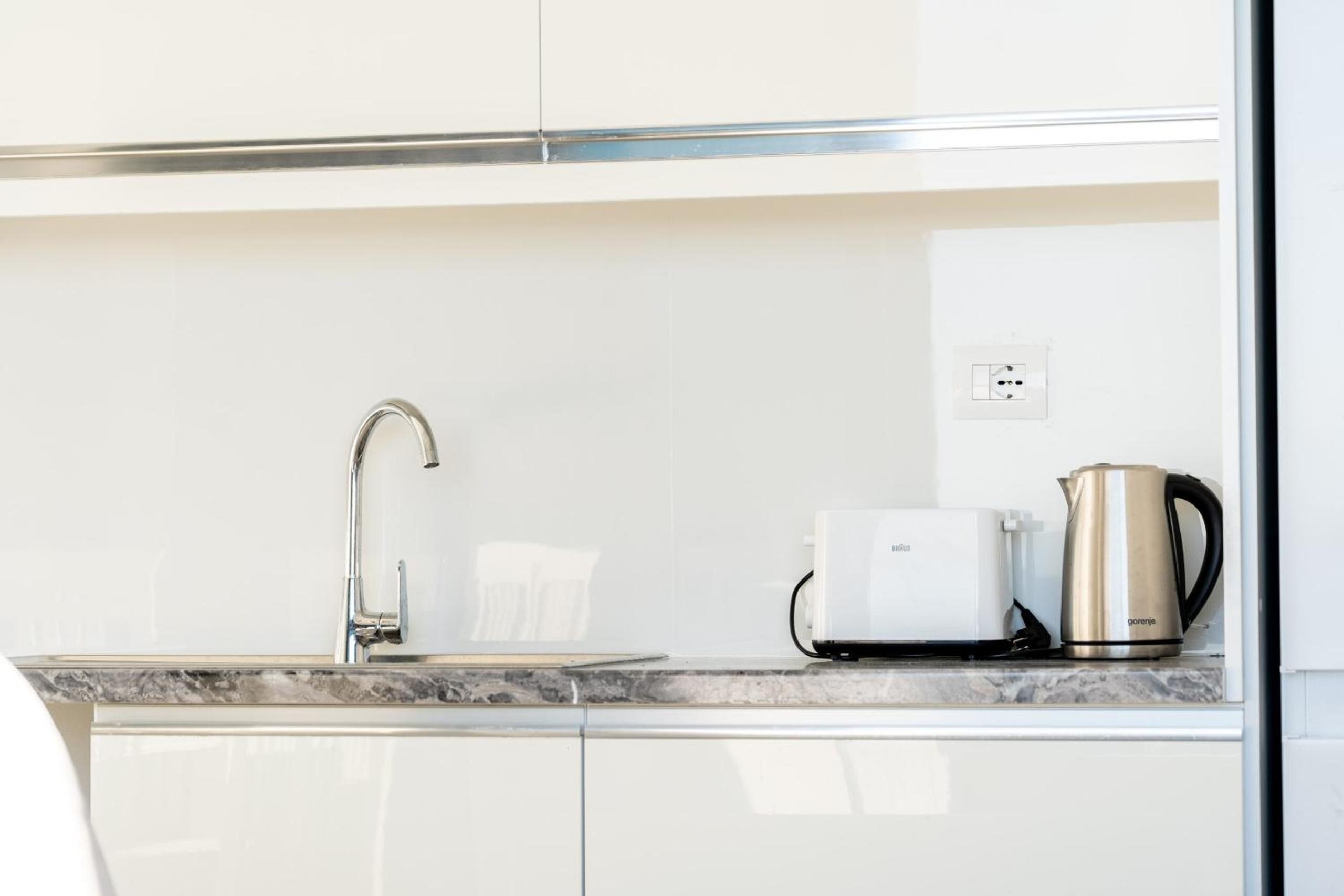 Elite Residence - Seafront Apartments