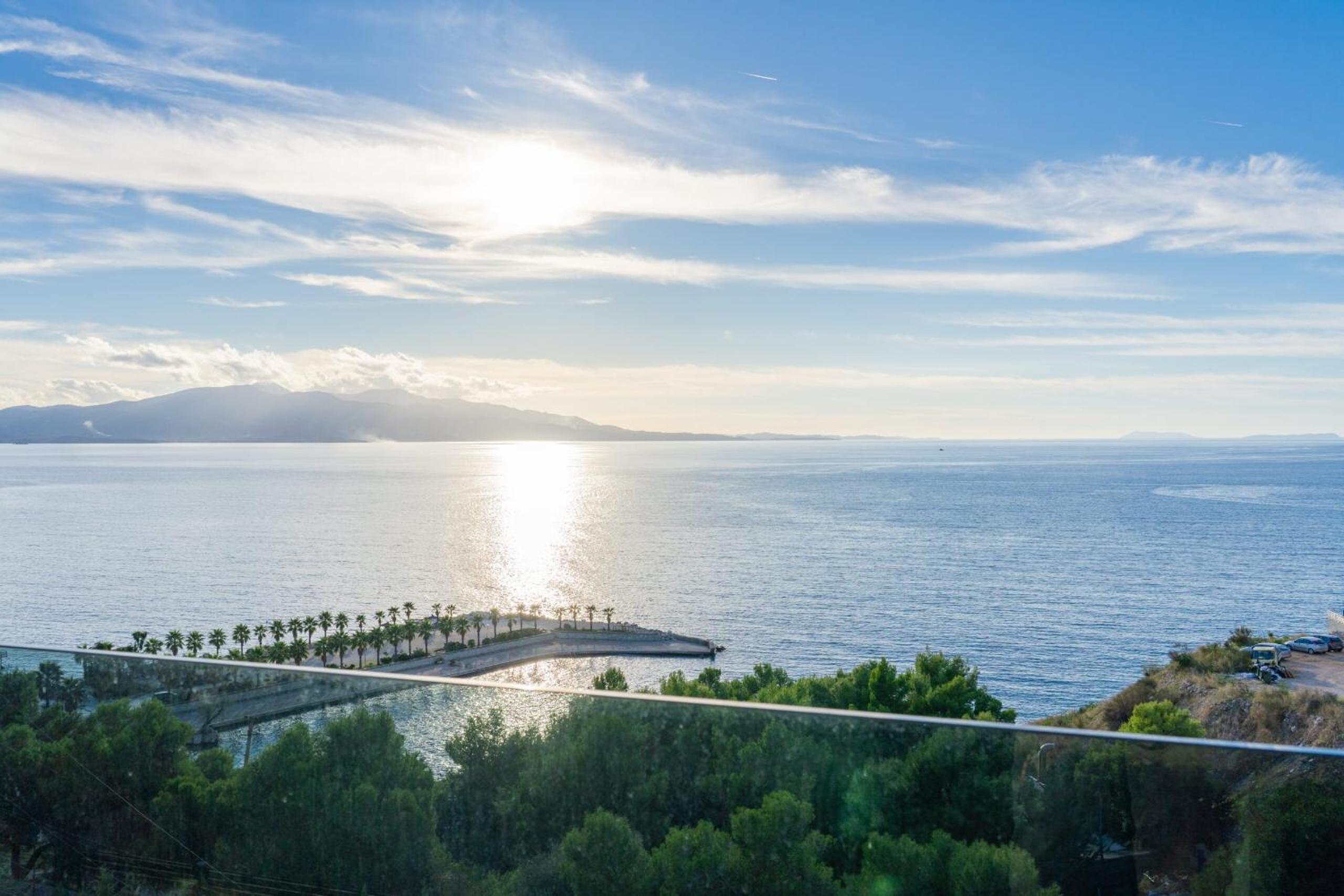 Elite Residence - Seafront Apartments