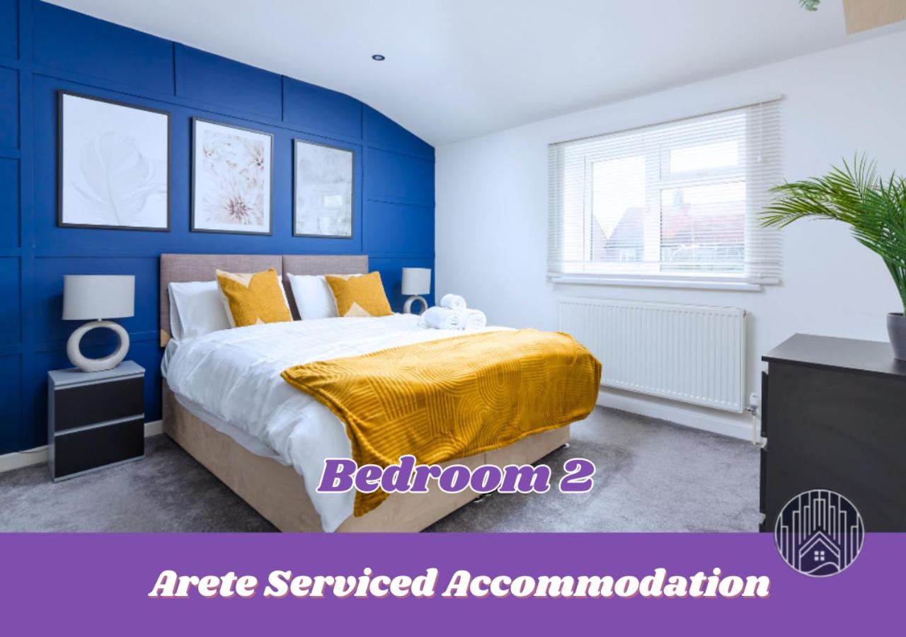Relax in Comfort 3-Bed Retreat for Weekend or Longer Stays