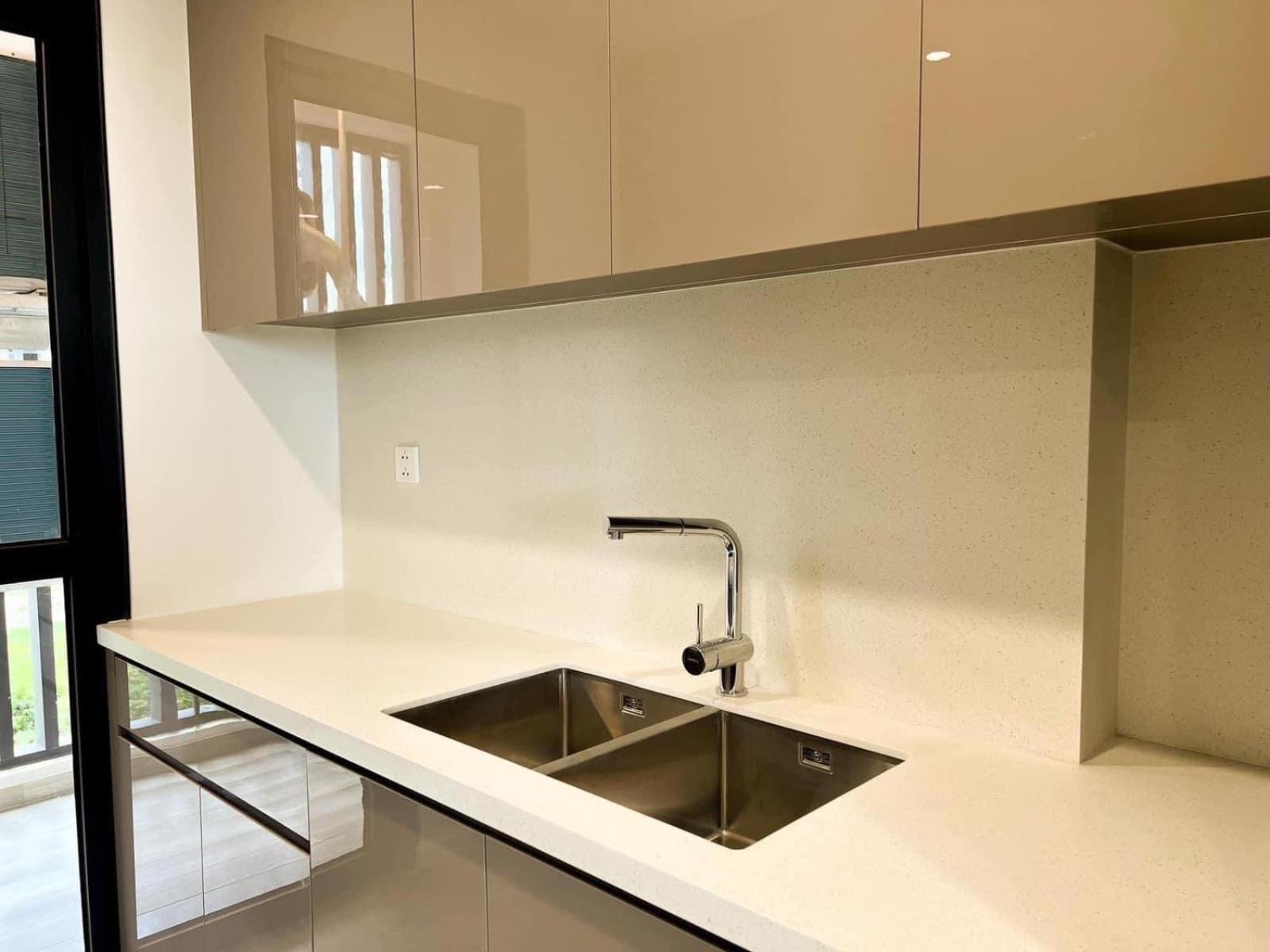 Căn hộ Masteri tiêu chuẩn khách sạn 5 sao, full nội thất hoàng gia, view hoa hậu