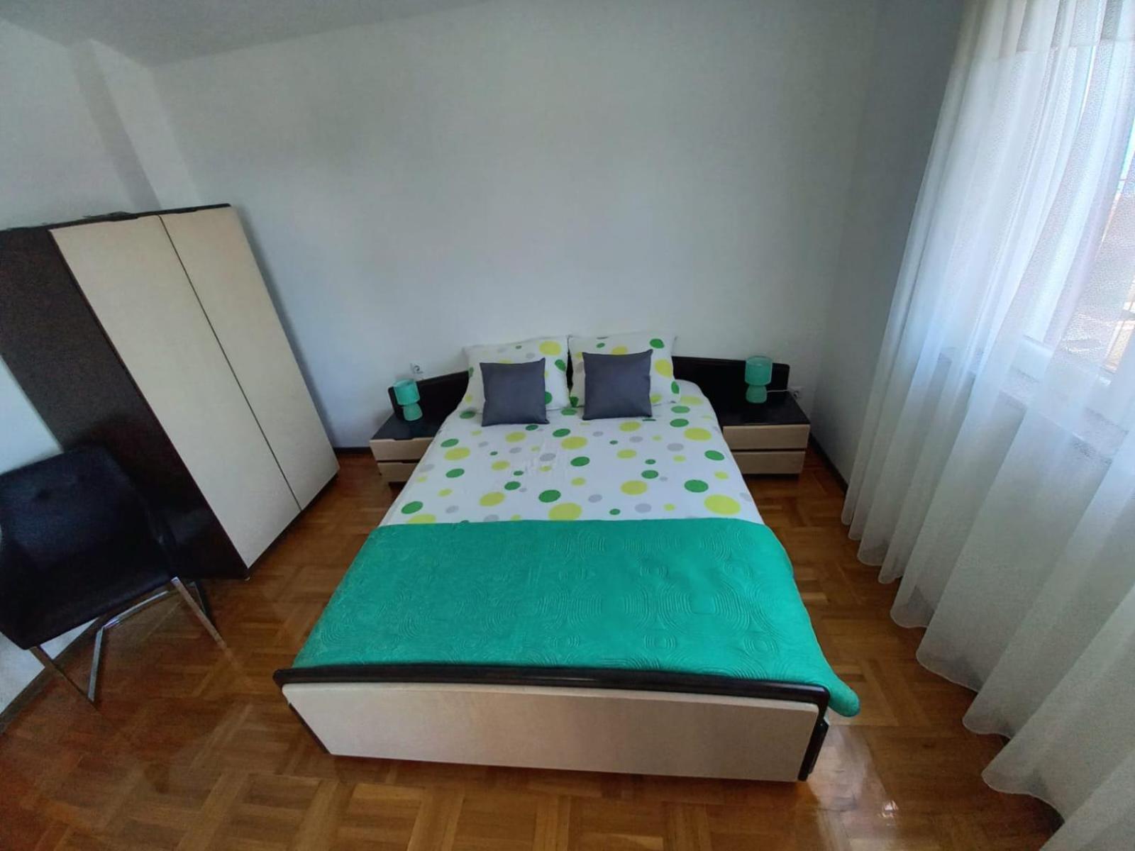 Photo 46