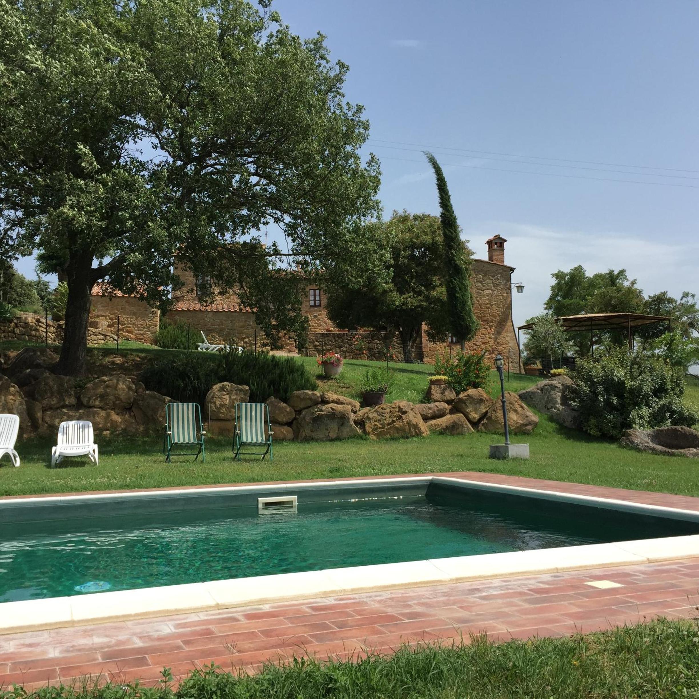 Villa Fonte all'Oppio con area piscina recintata view 3