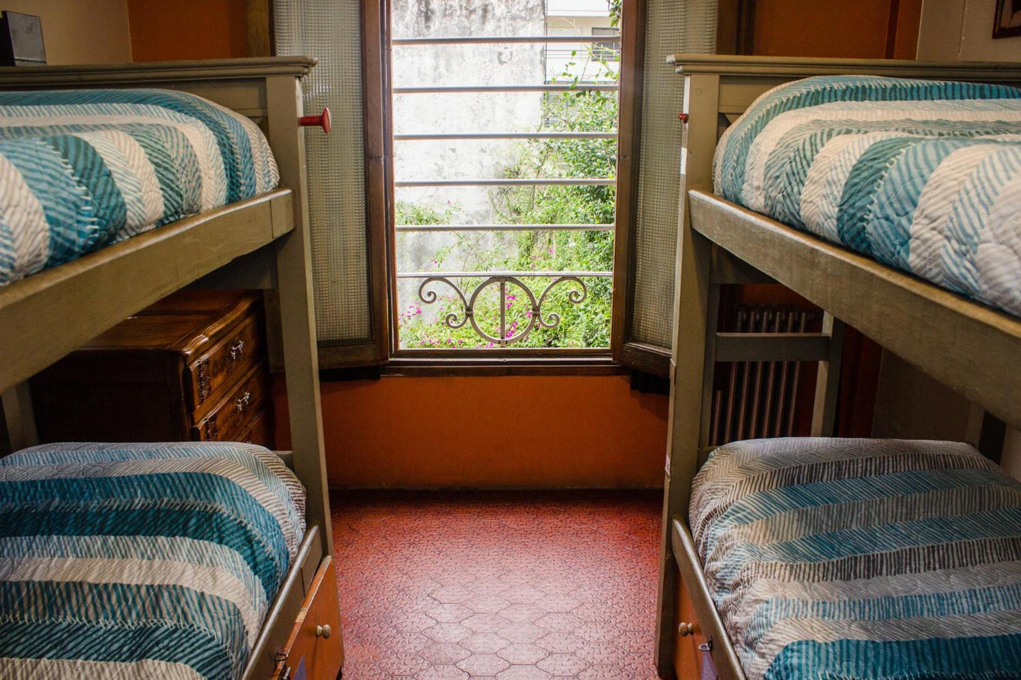 Play Hostel Arcos