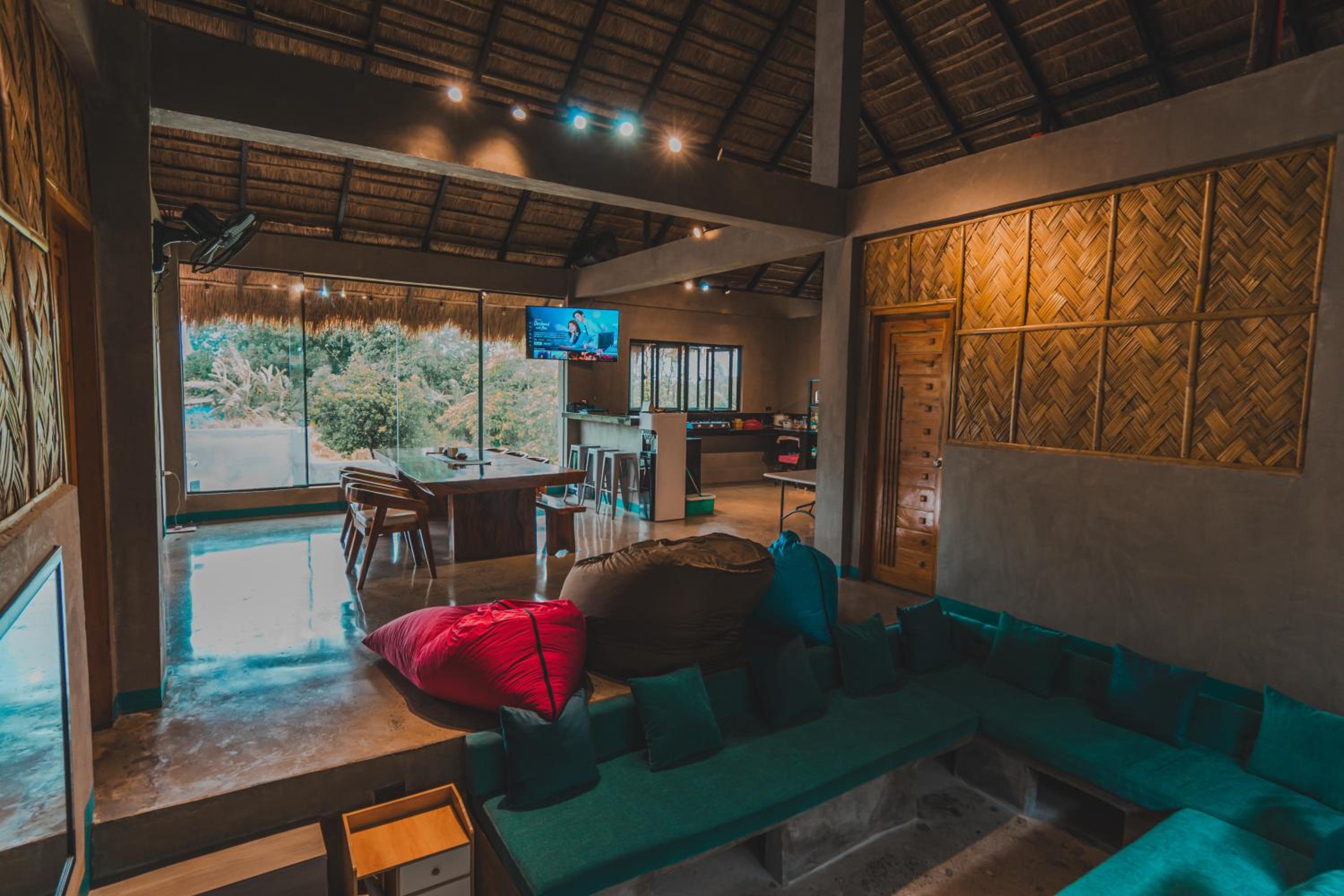 Shalmari's Hut