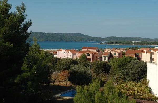 Apartments Kodzoman