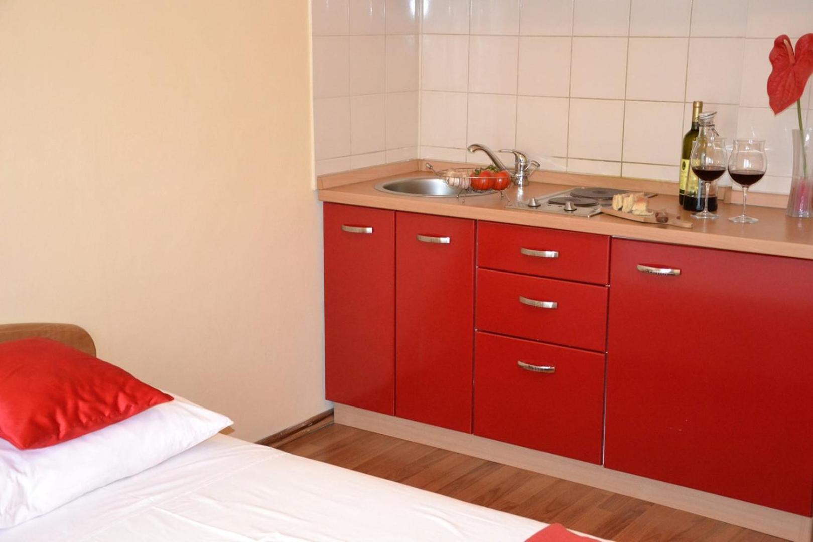 Apartments Kodzoman
